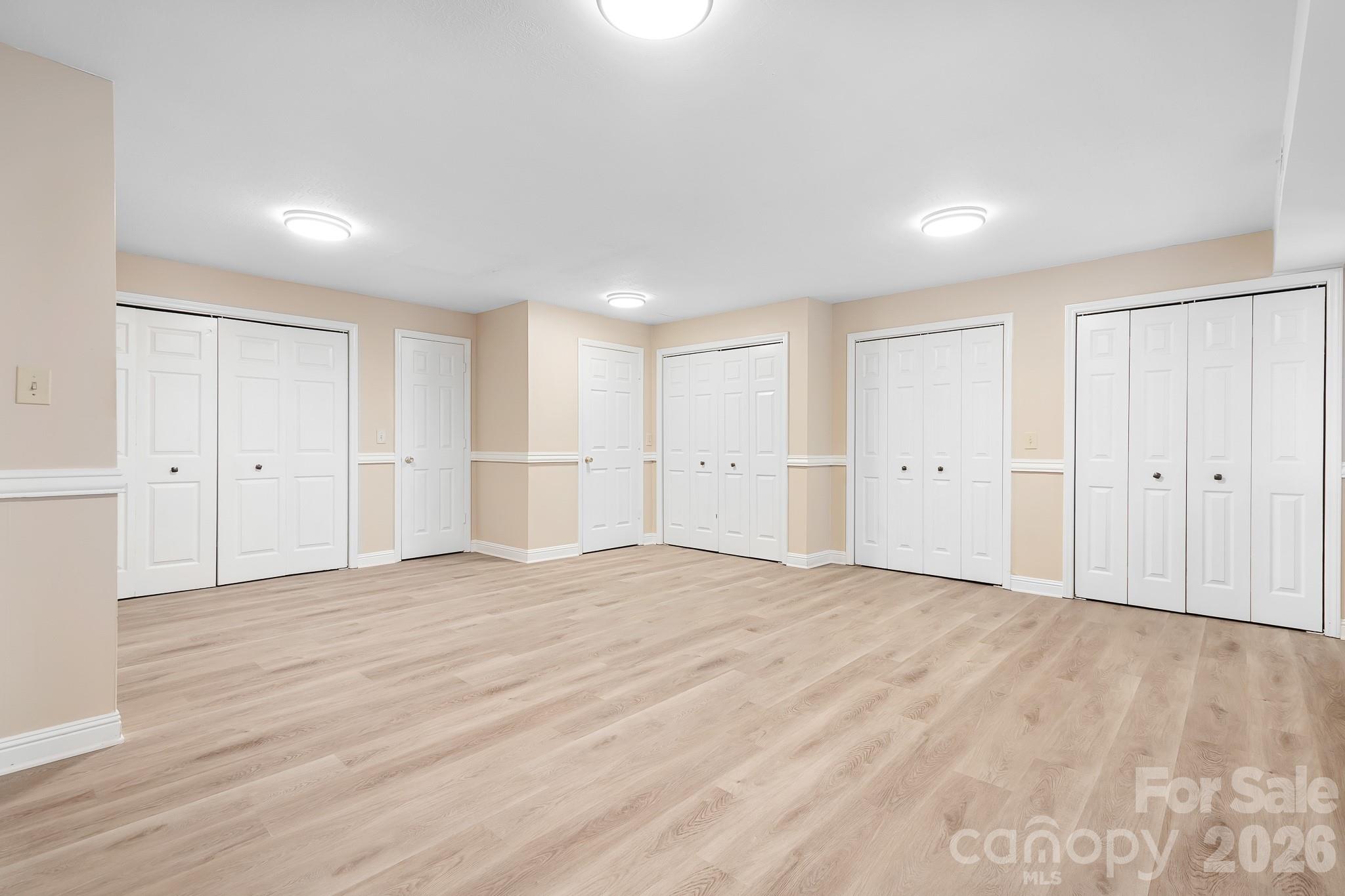 1126 Hanford Place Property Photo 22