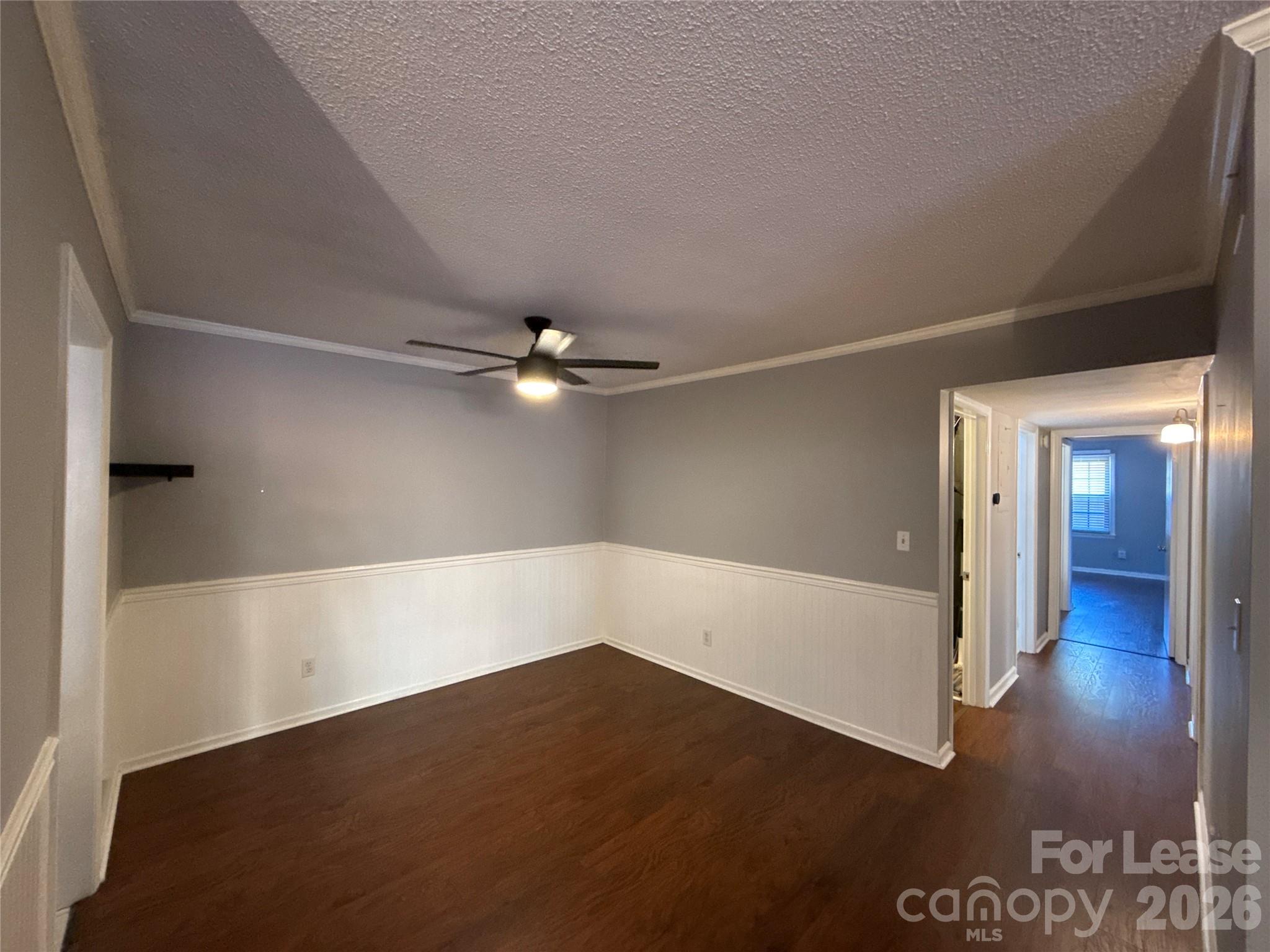 4739 Hedgemore Drive N Property Photo 5