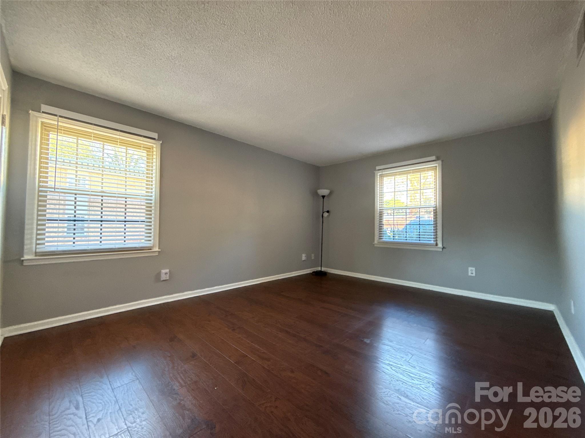 4739 Hedgemore Drive N Property Photo 11