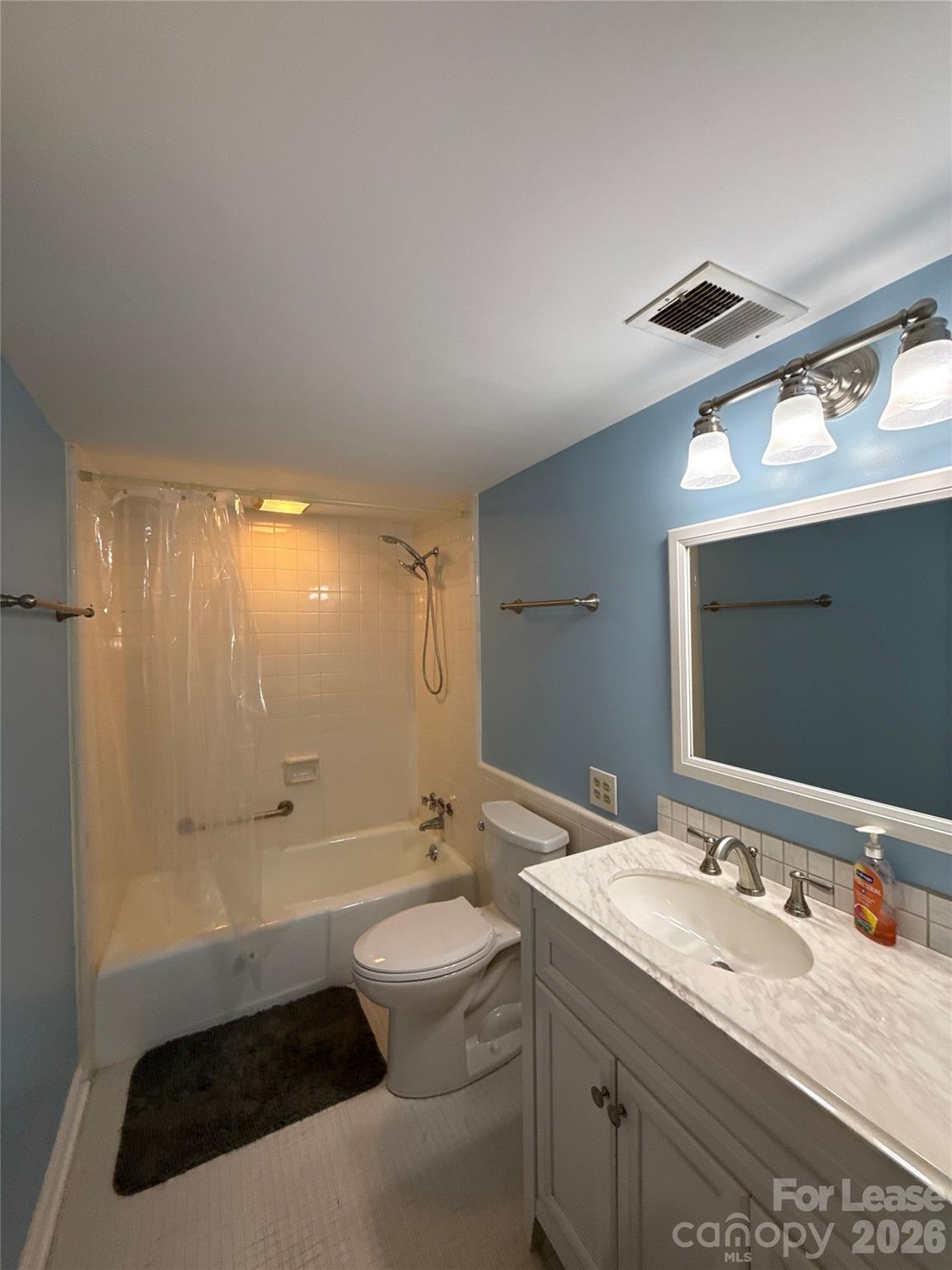 4739 Hedgemore Drive N Property Photo 14