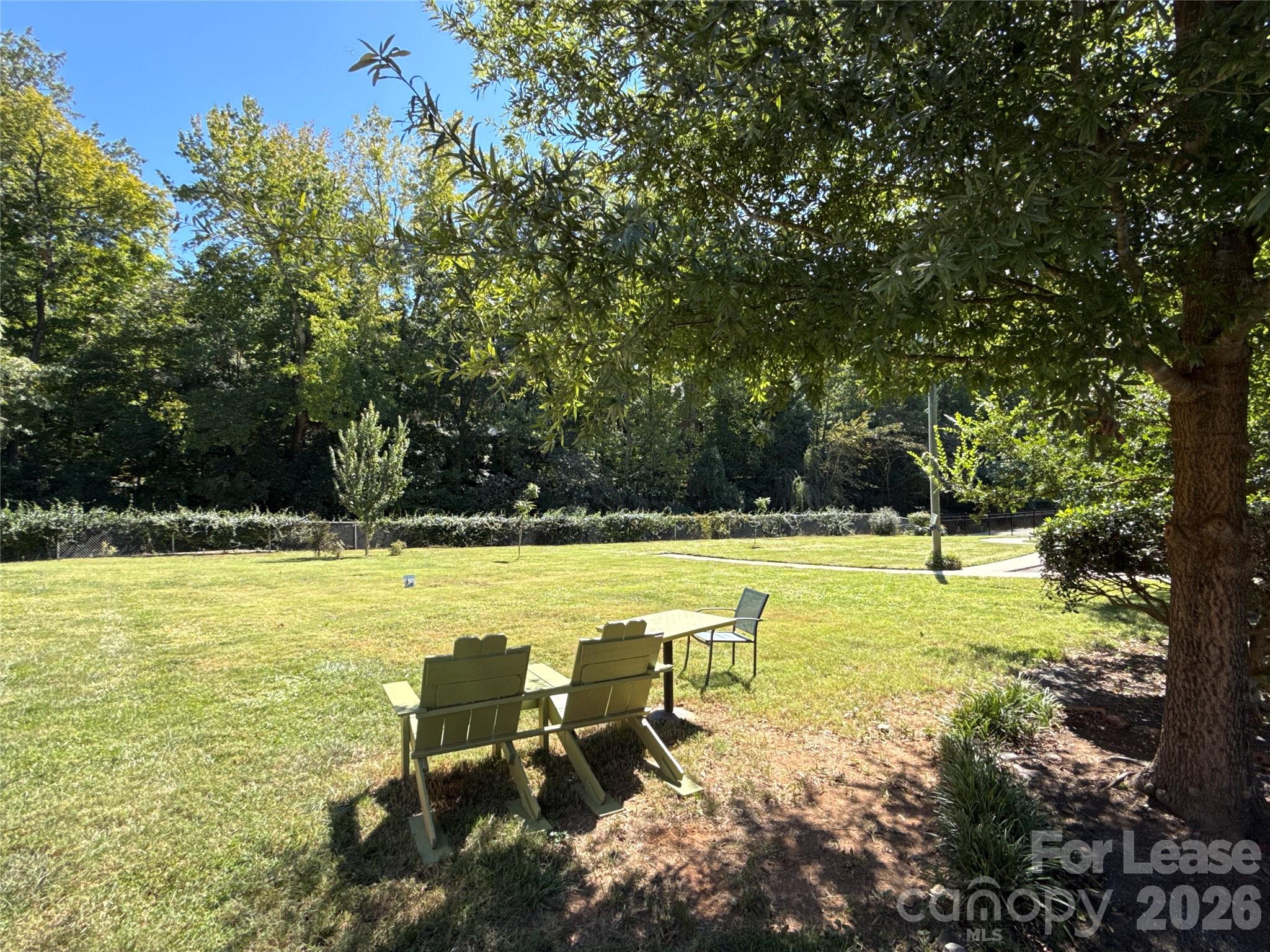 4739 Hedgemore Drive N Property Photo 18