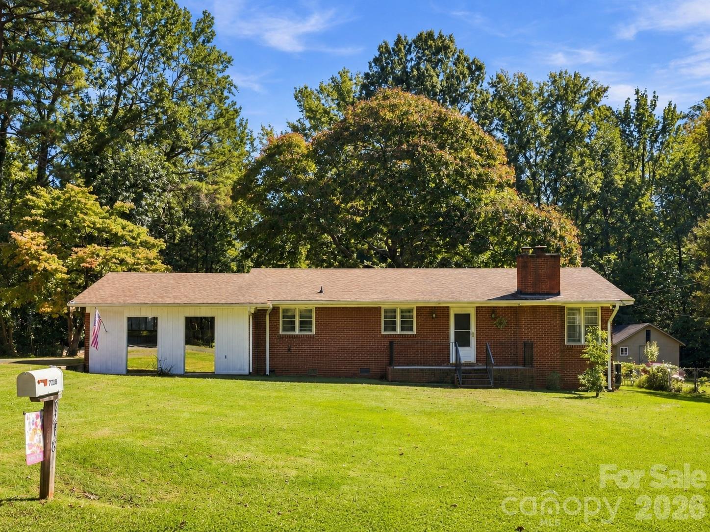7218 Lakeside Drive Property Photo 8