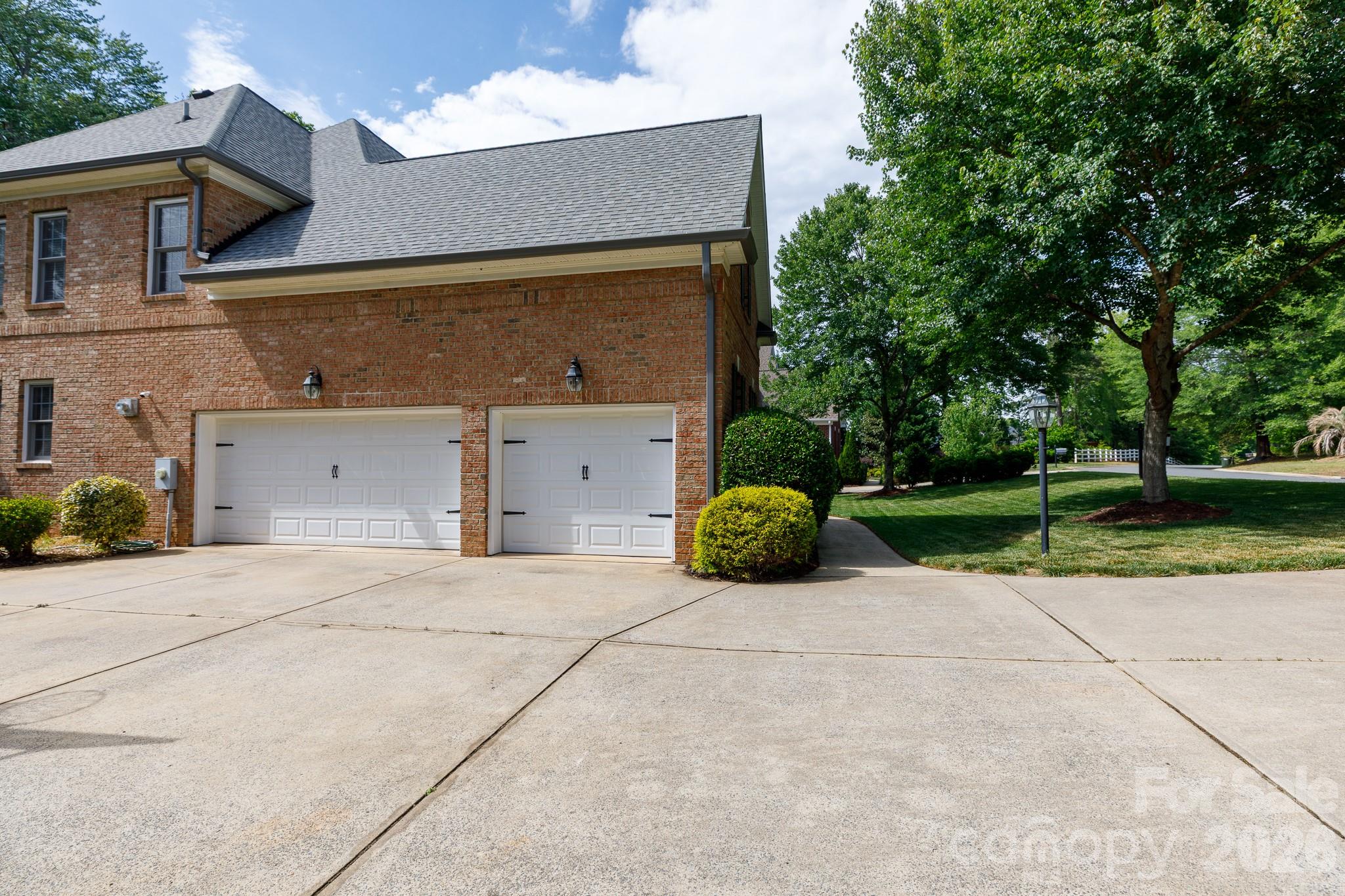 886 Hickory Stick Drive Property Photo 34