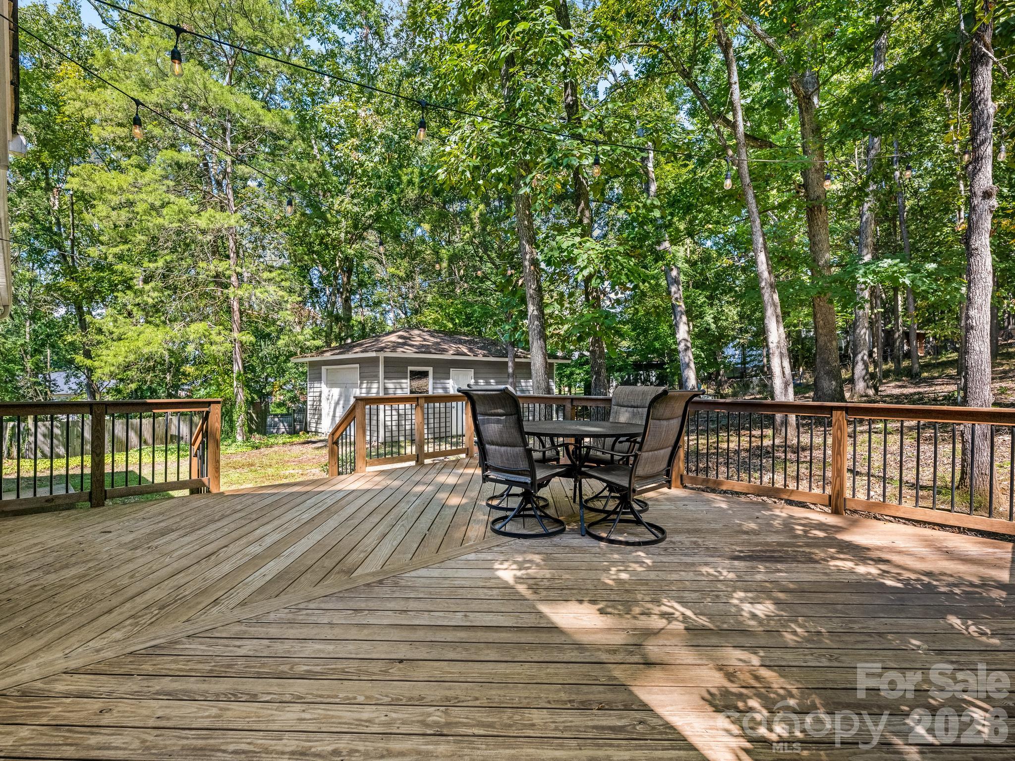 7904 Oakbark Lane Property Photo 19