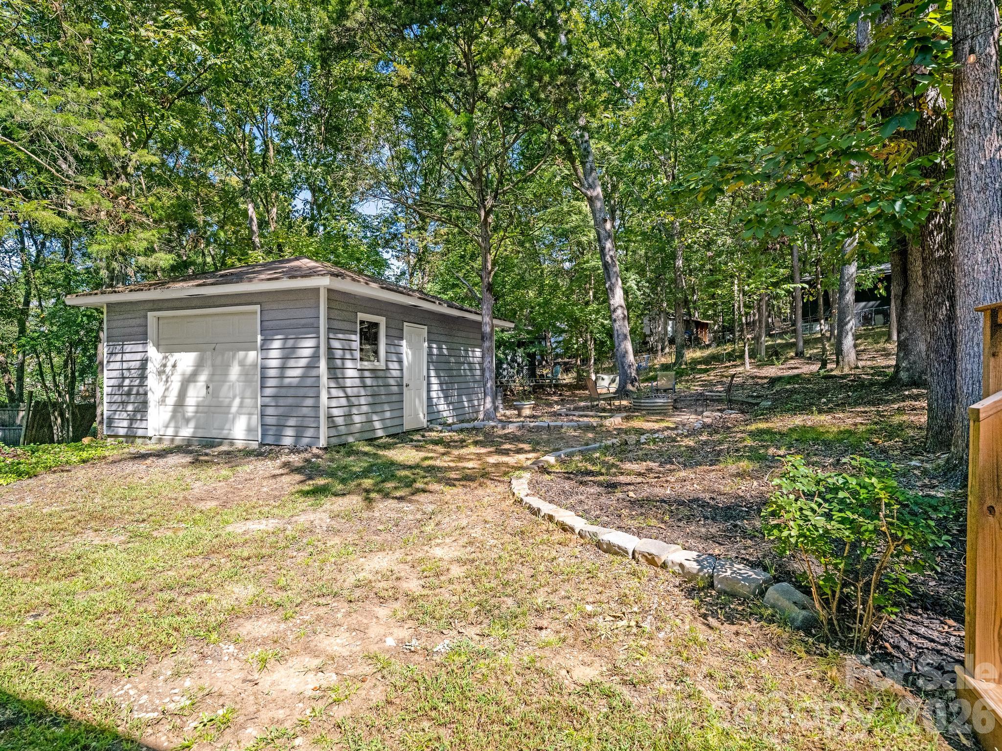 7904 Oakbark Lane Property Photo 20