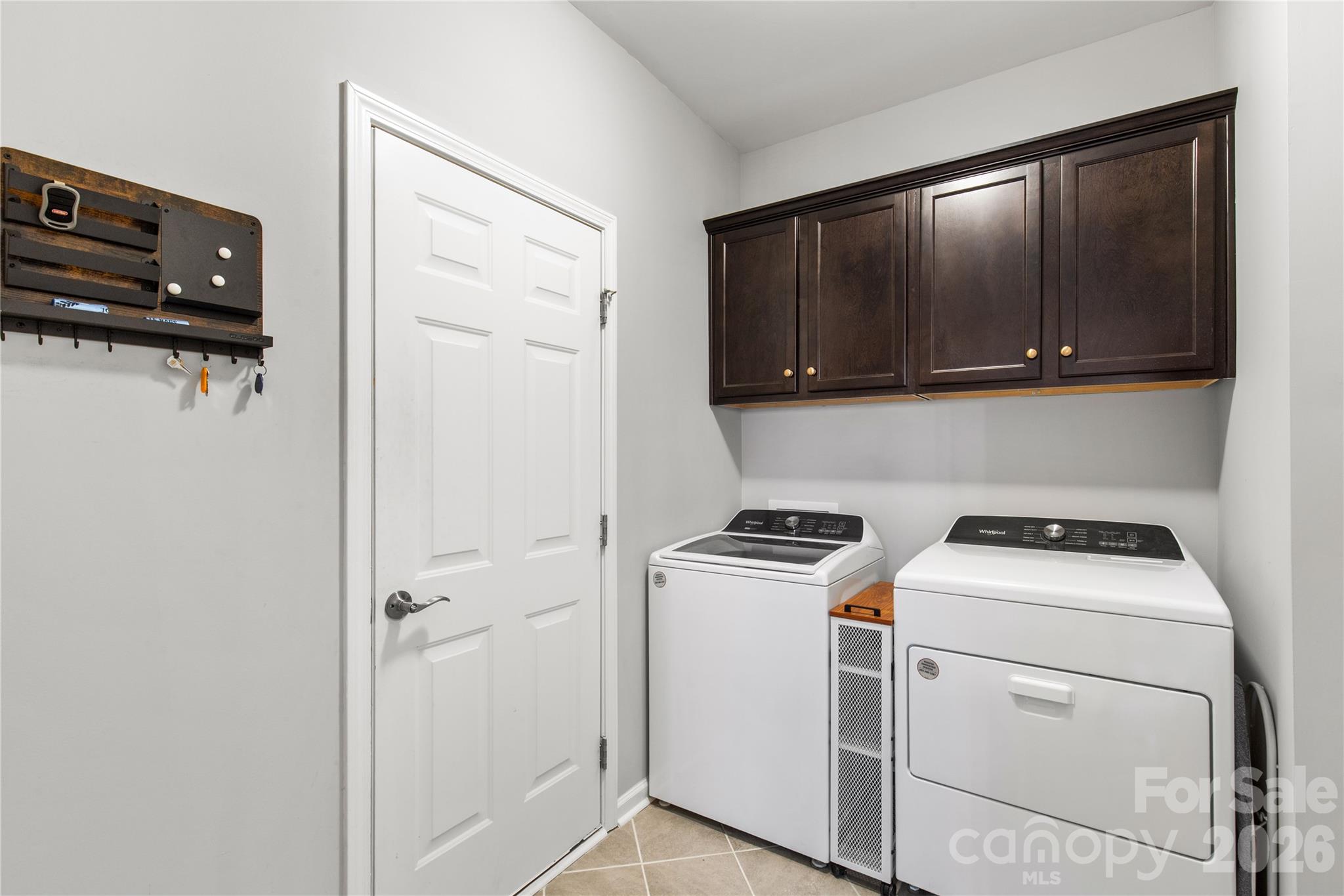 5235 Admirals Landing Property Photo 9