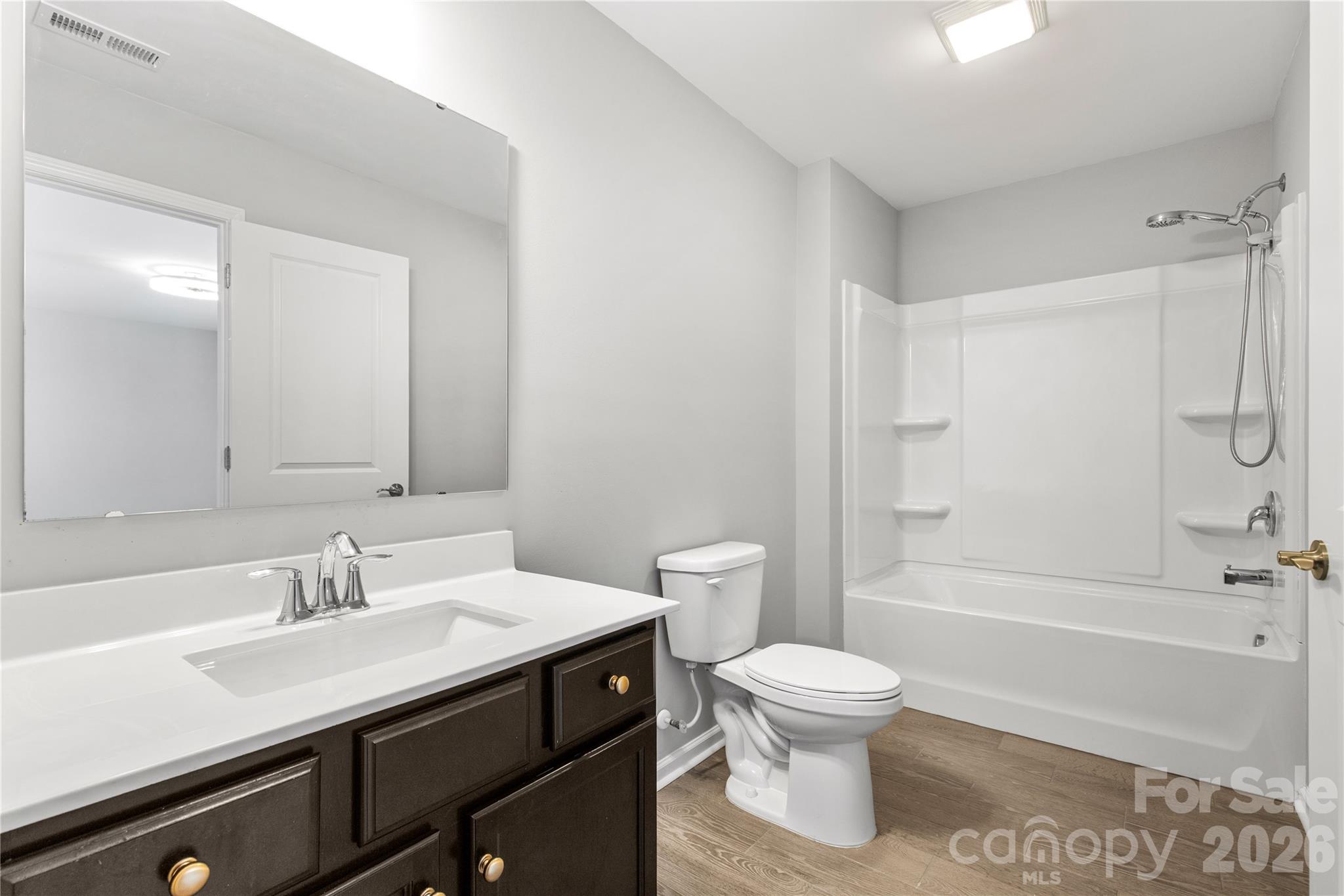 5235 Admirals Landing Property Photo 33
