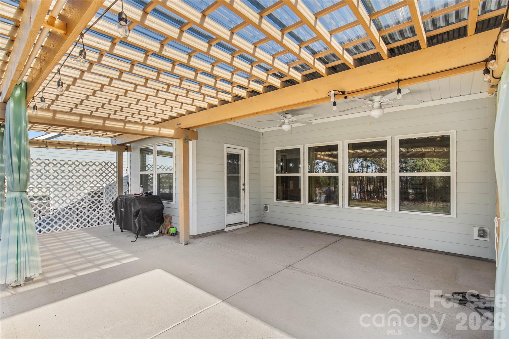 5235 Admirals Landing Property Photo 34