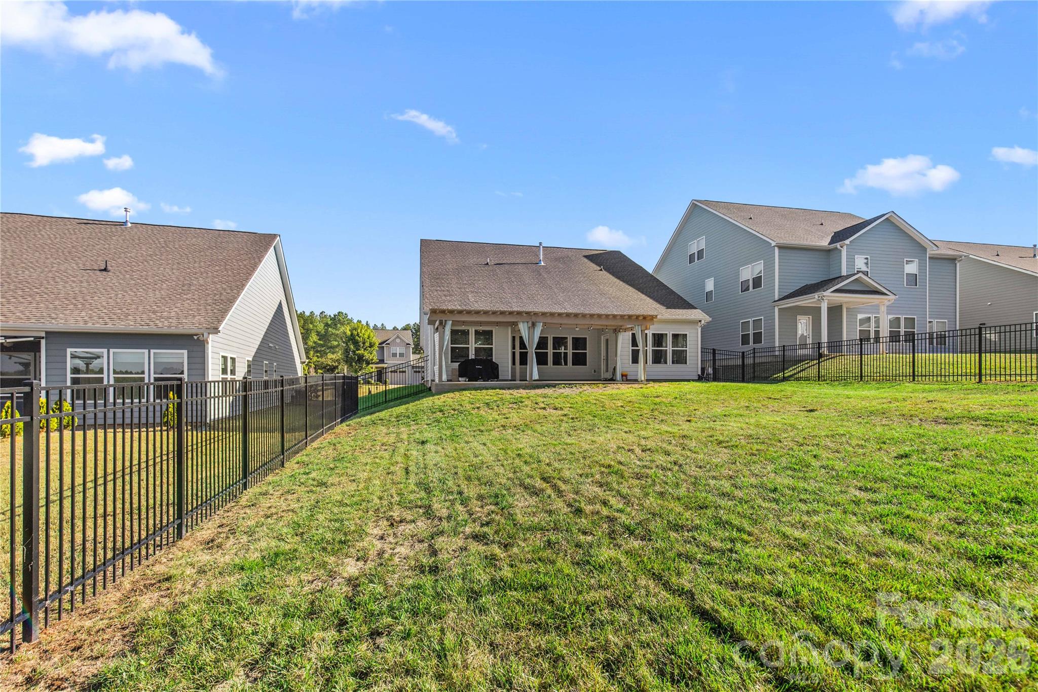 5235 Admirals Landing Property Photo 39