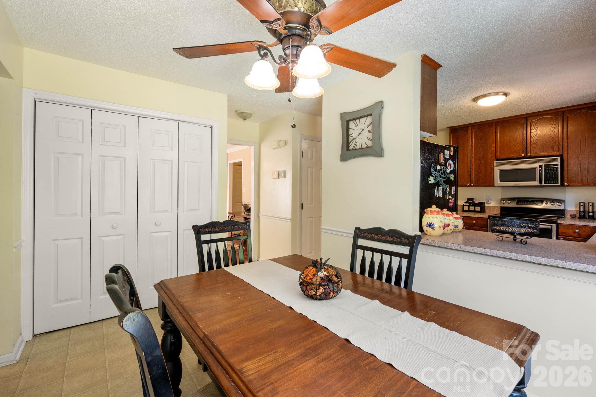 1300 Sugar Hollow Drive Property Photo 10