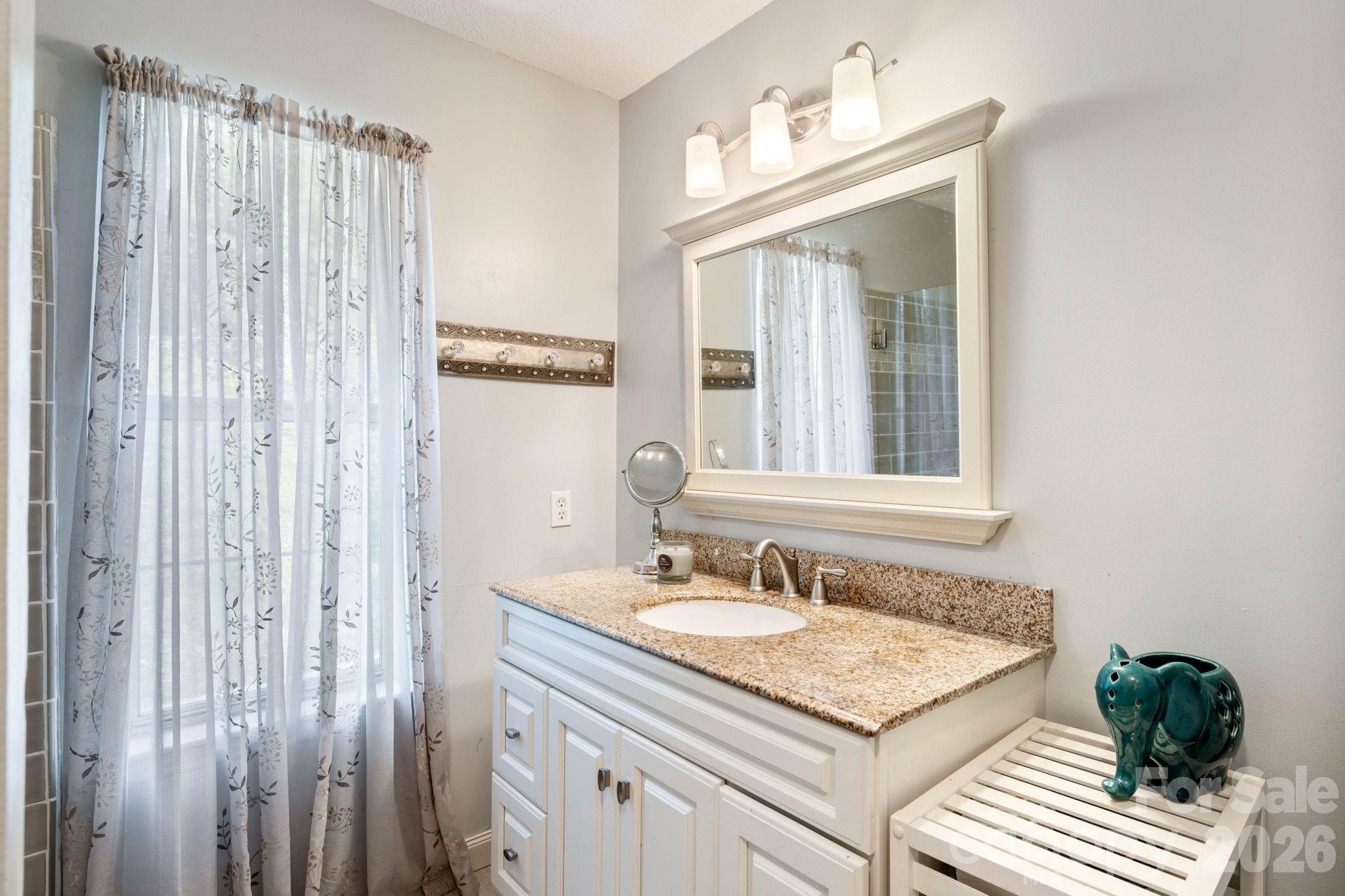 1300 Sugar Hollow Drive Property Photo 17