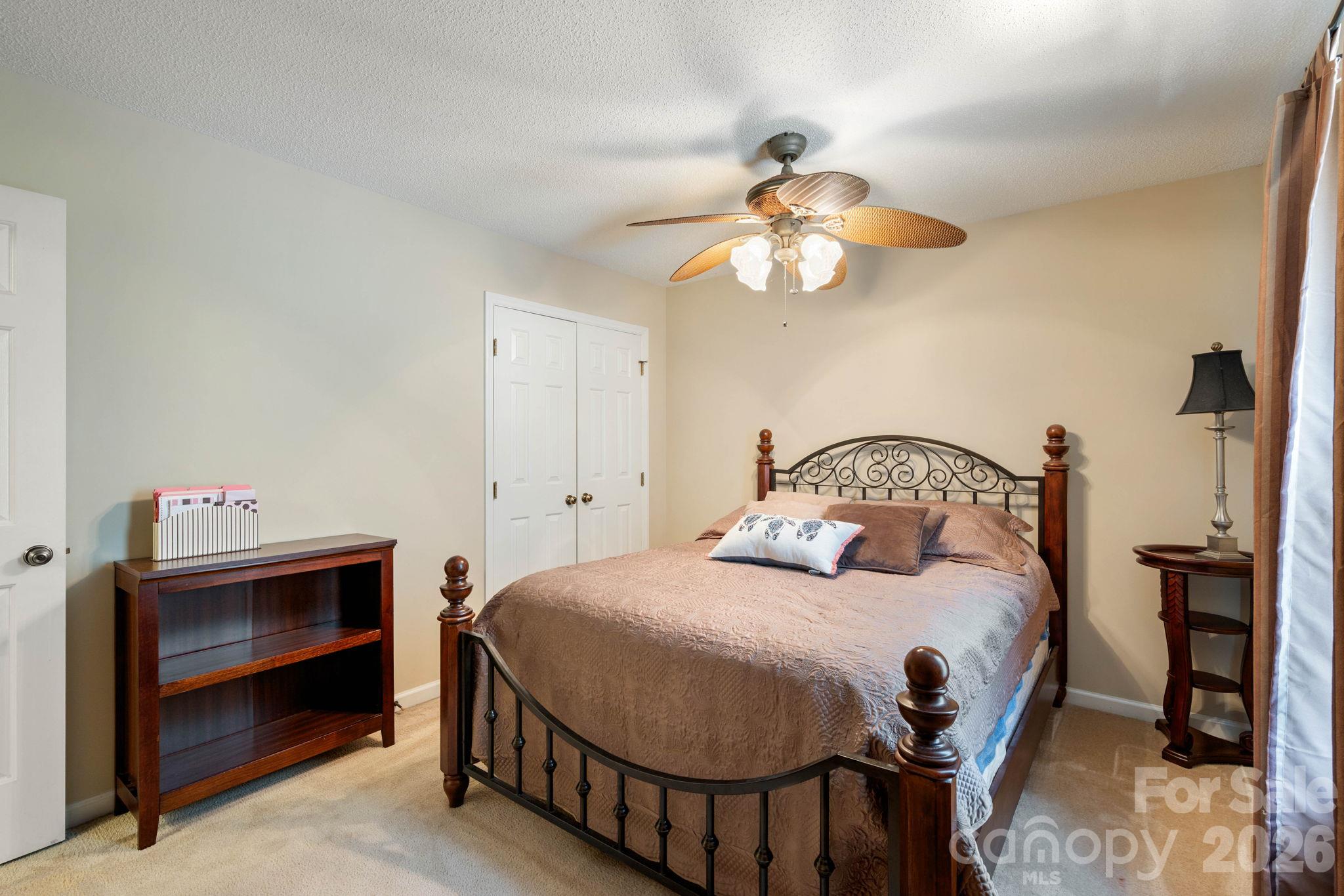 1300 Sugar Hollow Drive Property Photo 18