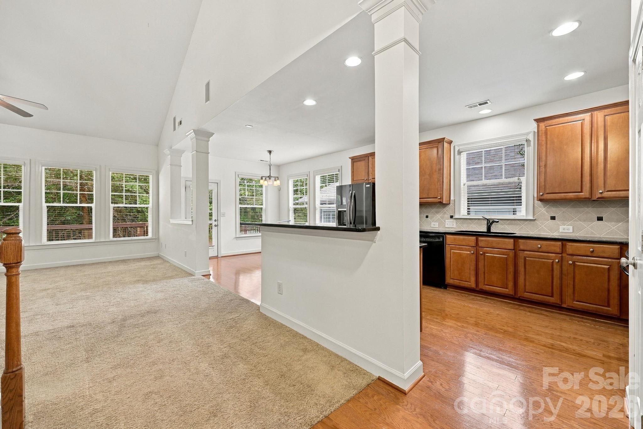 17625 Harbor Walk Drive Property Photo 10