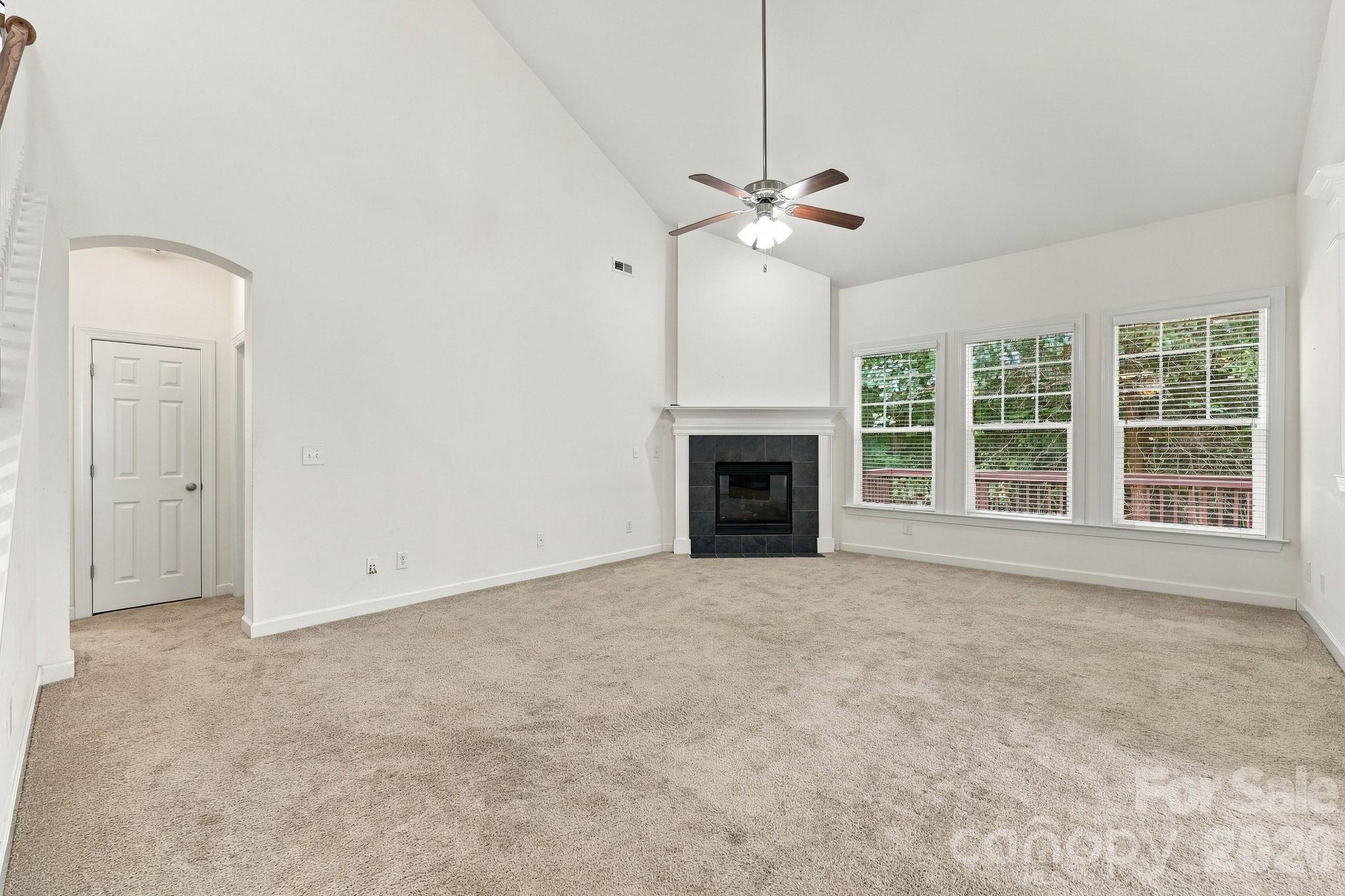17625 Harbor Walk Drive Property Photo 18