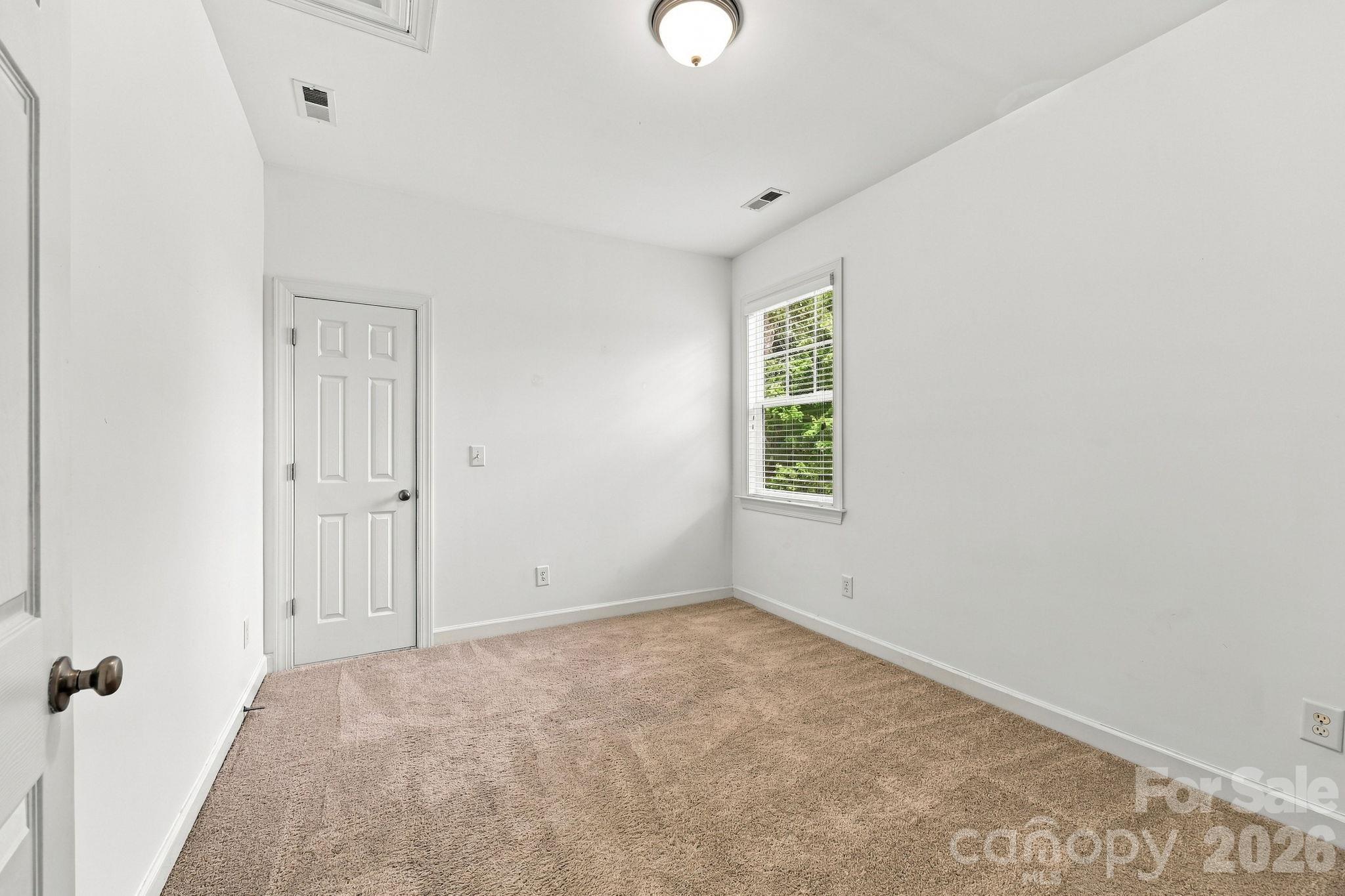 17625 Harbor Walk Drive Property Photo 34