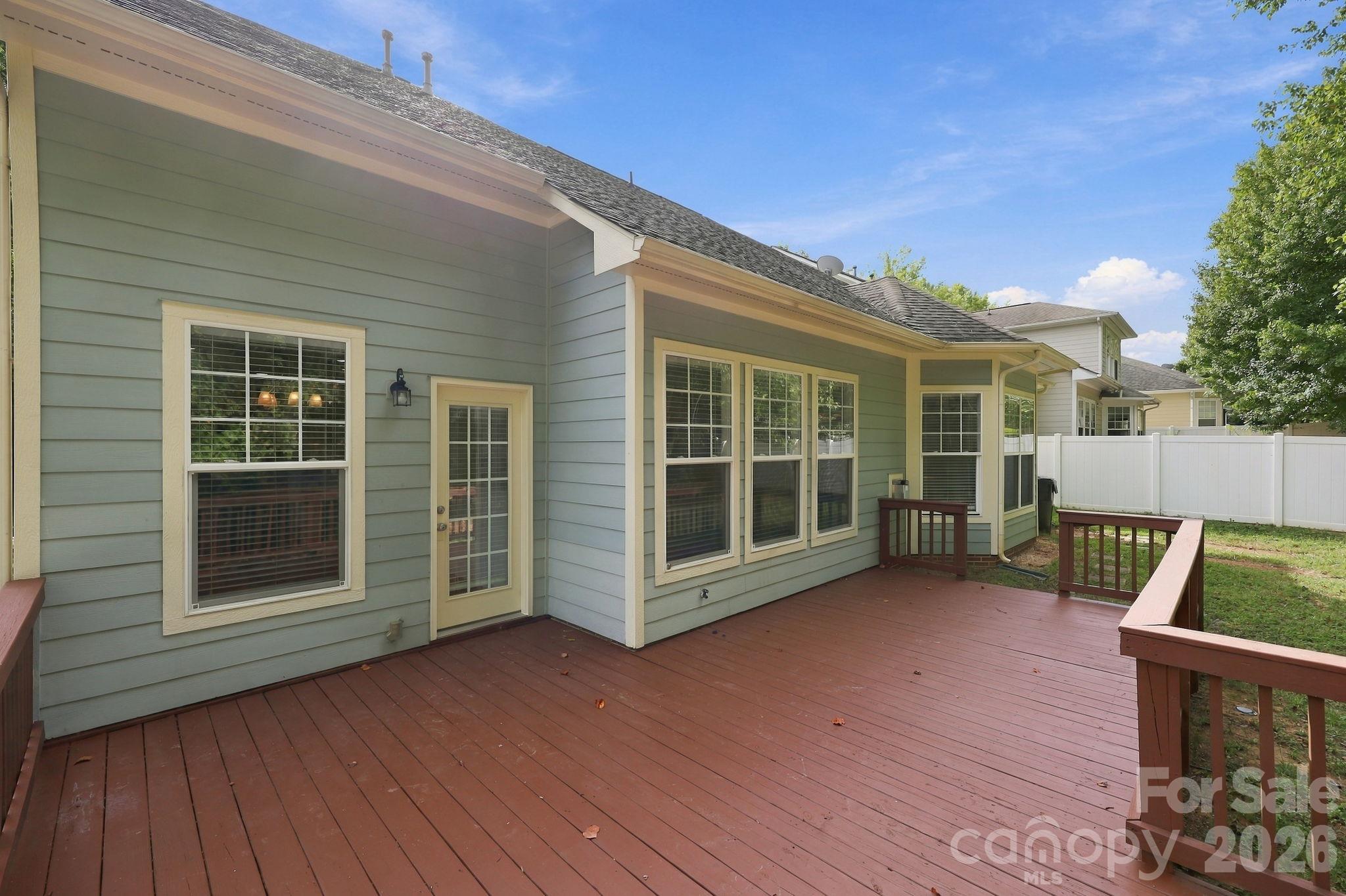 17625 Harbor Walk Drive Property Photo 40