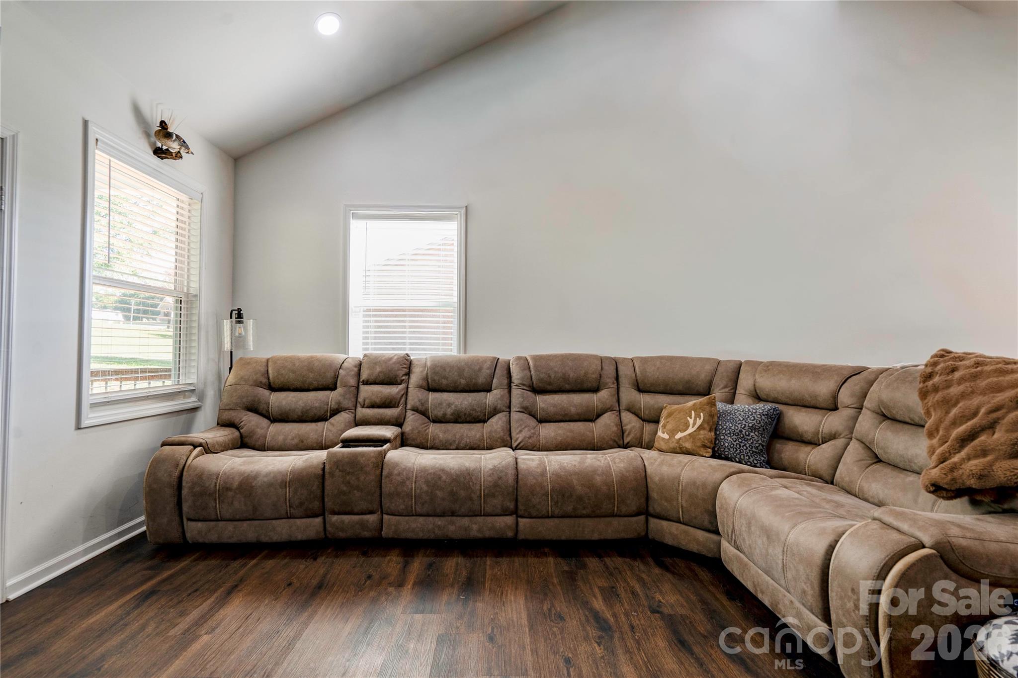 114 Crestbrook Circle Property Photo 8