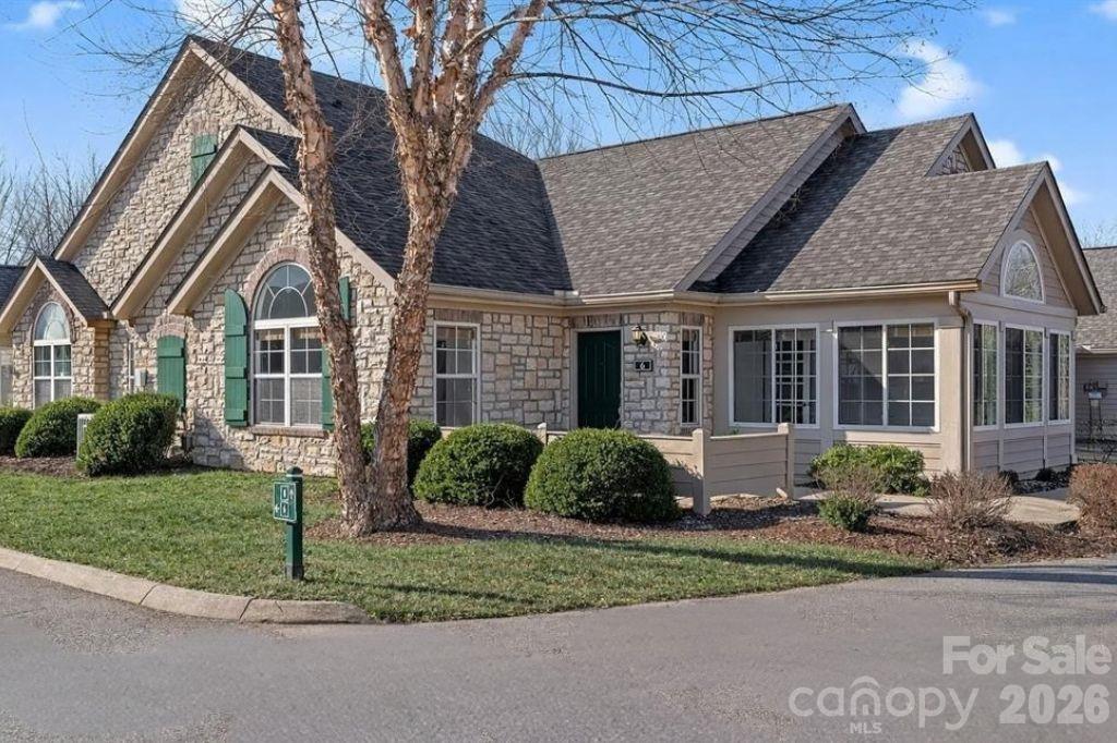 6 Mountain Meadow Circle Property Photo 1