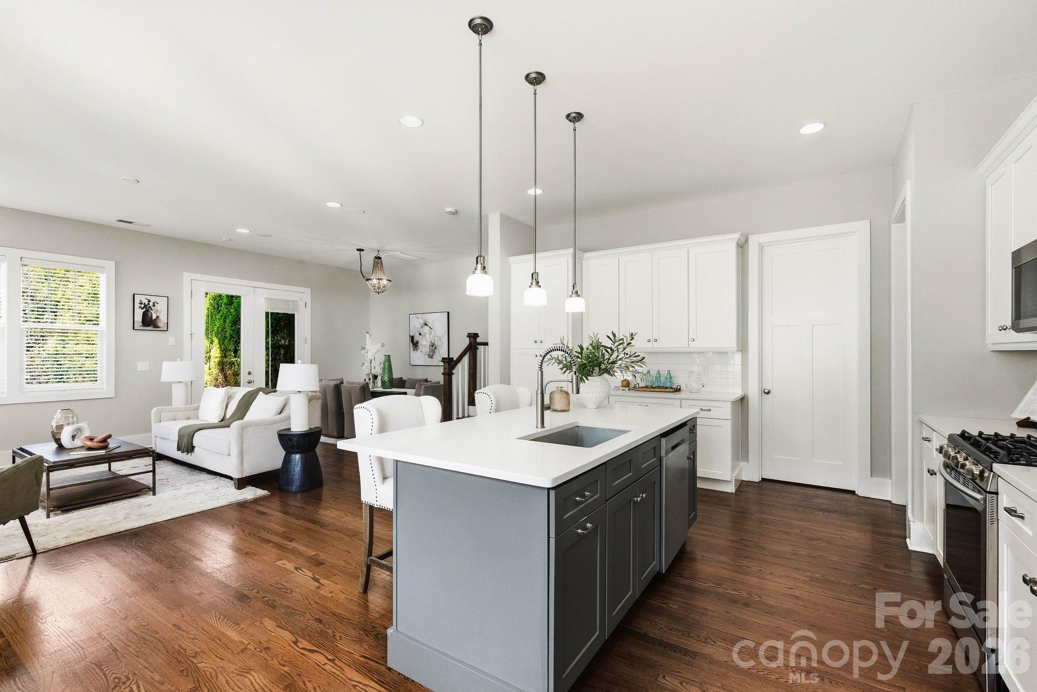 1303 Cortland Road Property Photo 3