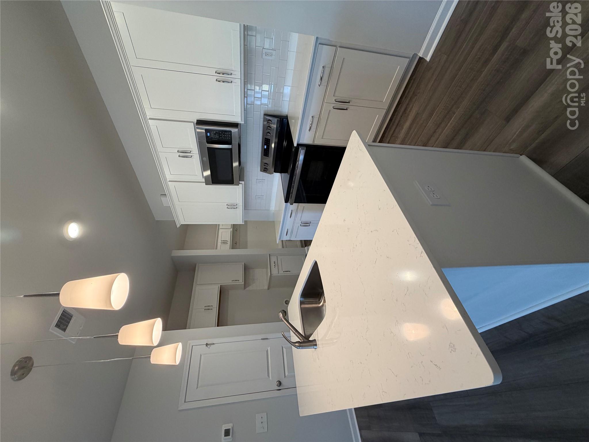 6554 Harlech Street Property Photo 6