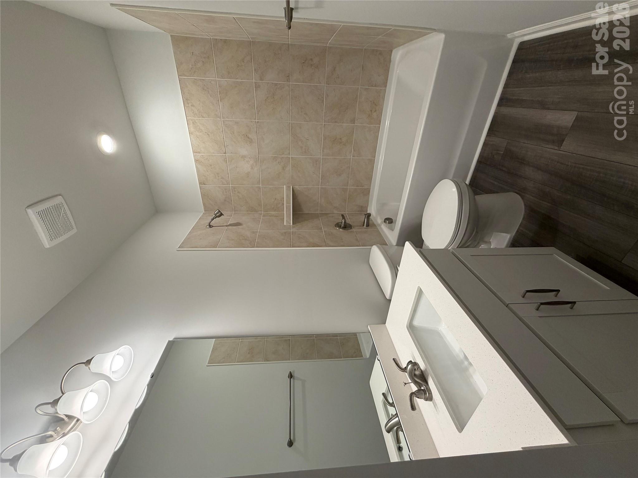 6554 Harlech Street Property Photo 14