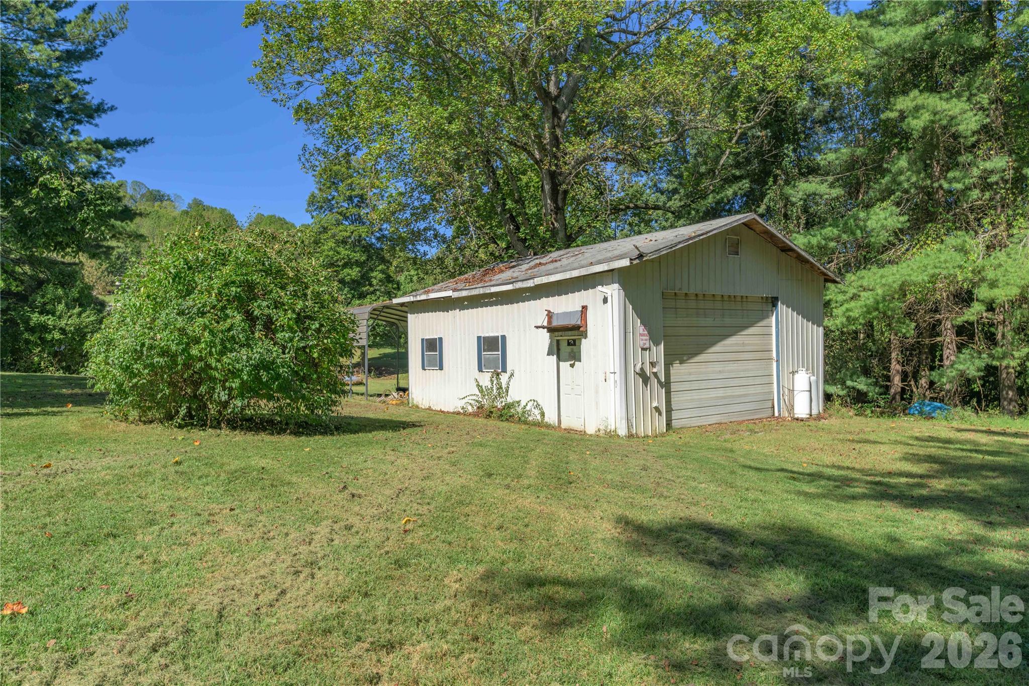 550 Enka Lake Road Property Photo 26