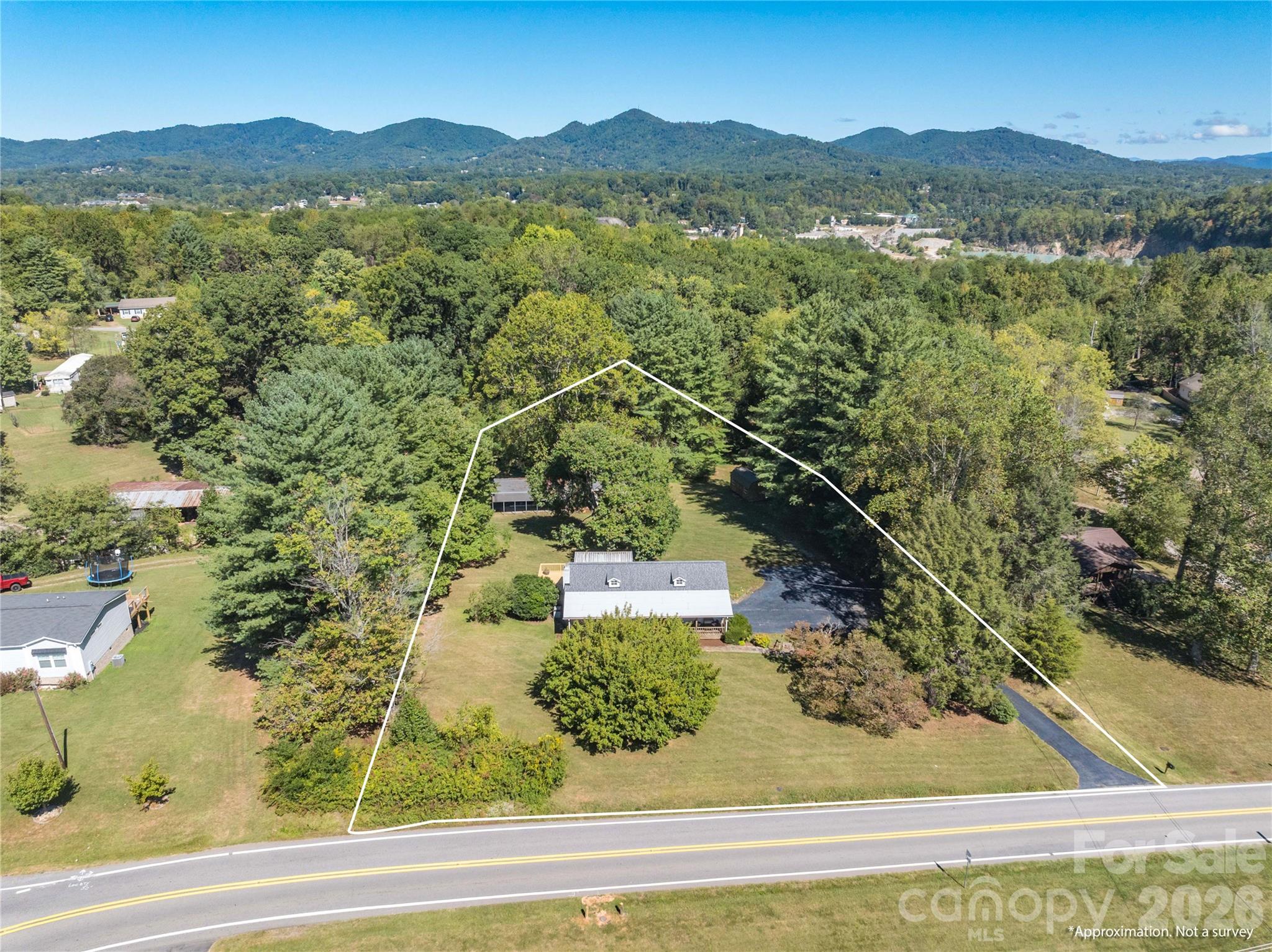 550 Enka Lake Road Property Photo 31