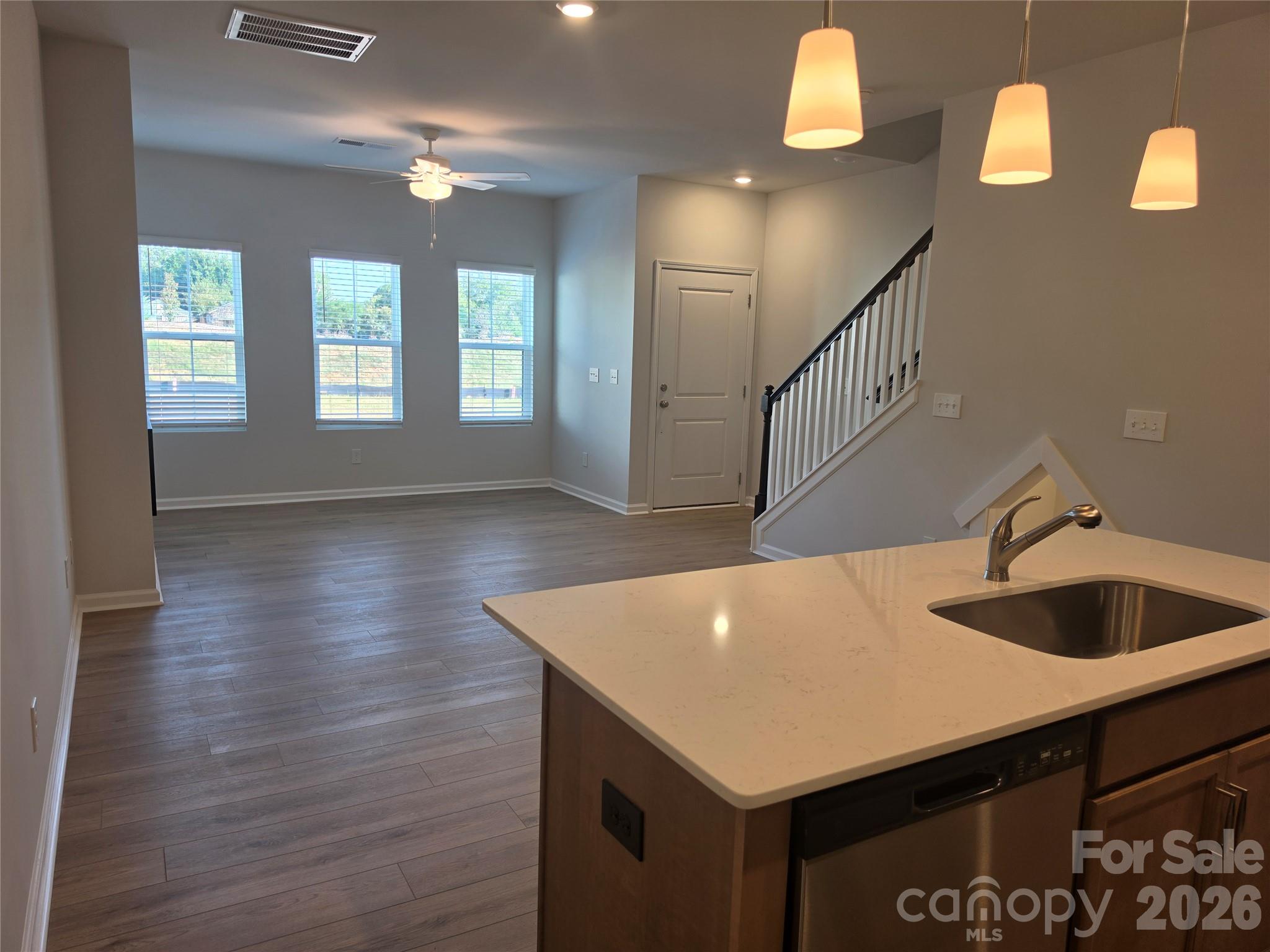 6550 Harlech Street Property Photo 4