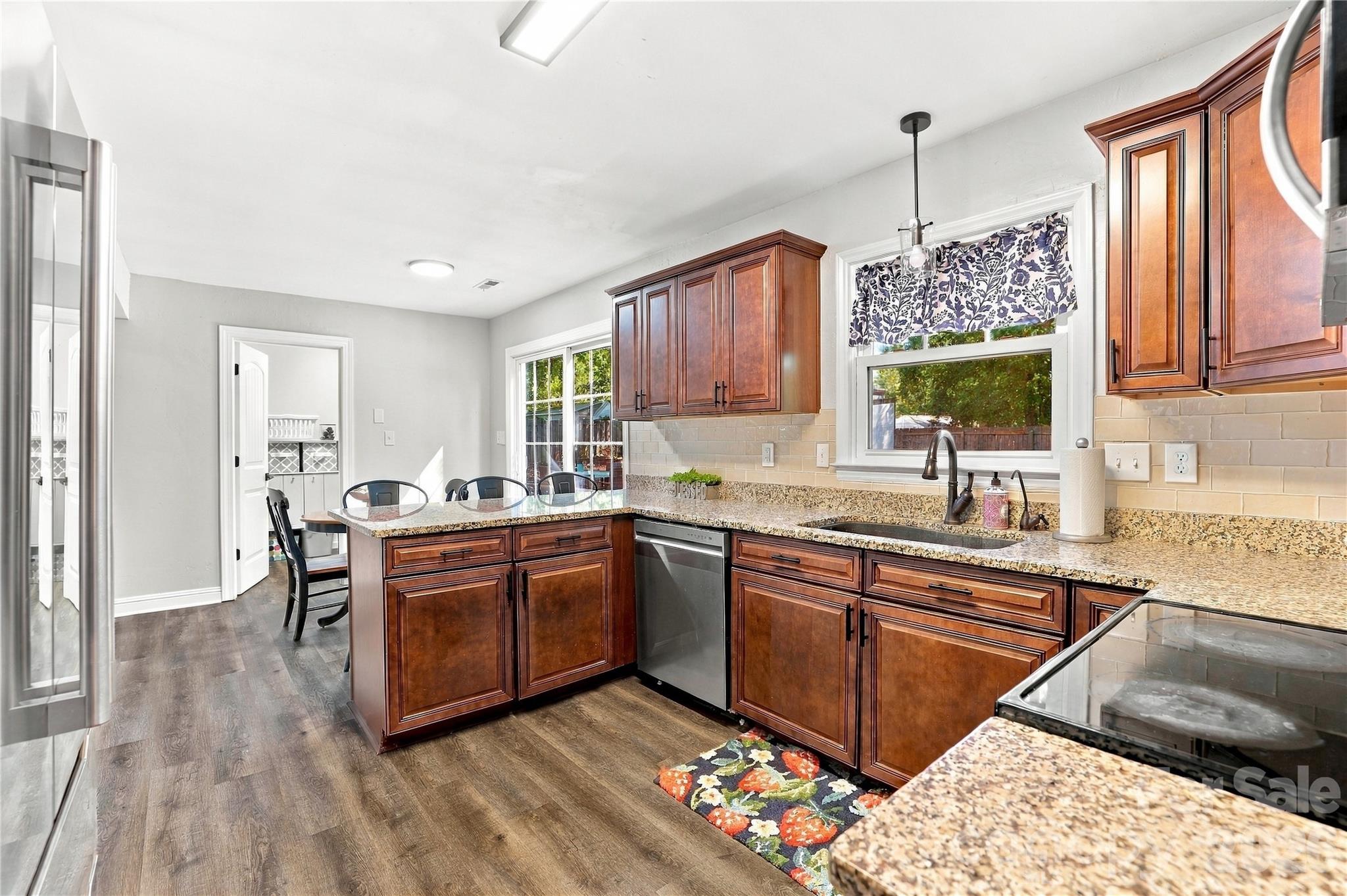 603 Winter Wood Drive Property Photo 10