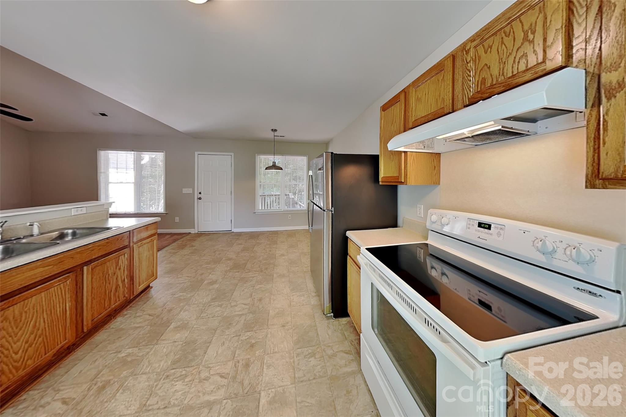 128 Julia Street Property Photo 7