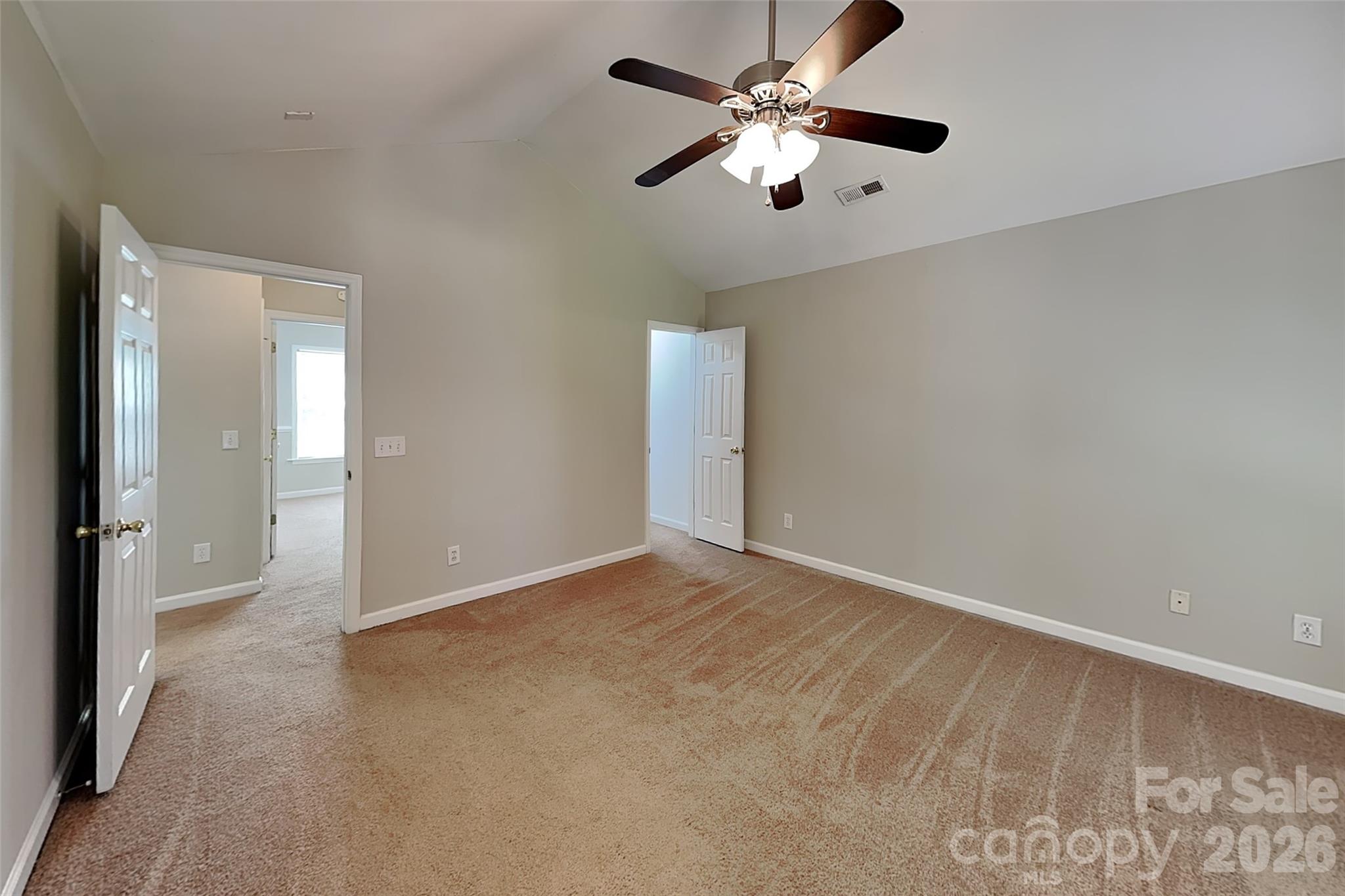128 Julia Street Property Photo 8