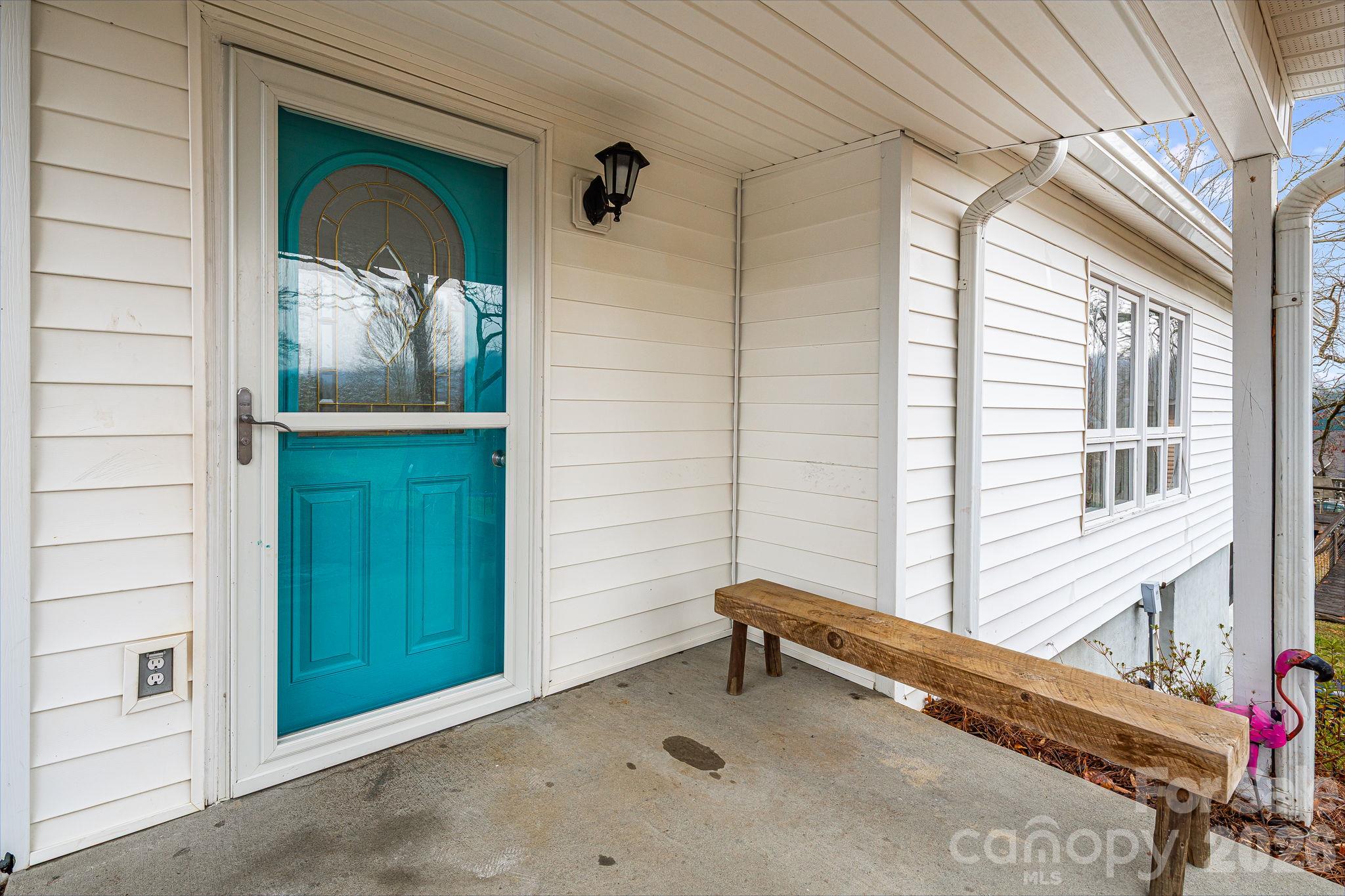 195 Whitmire Road Property Photo 3