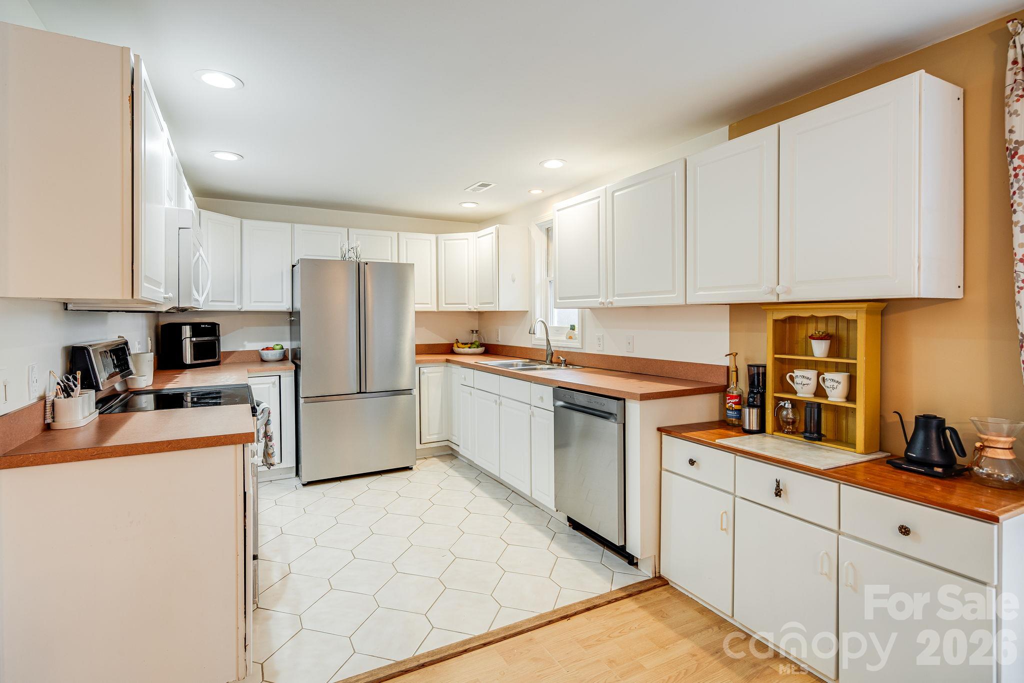 195 Whitmire Road Property Photo 7