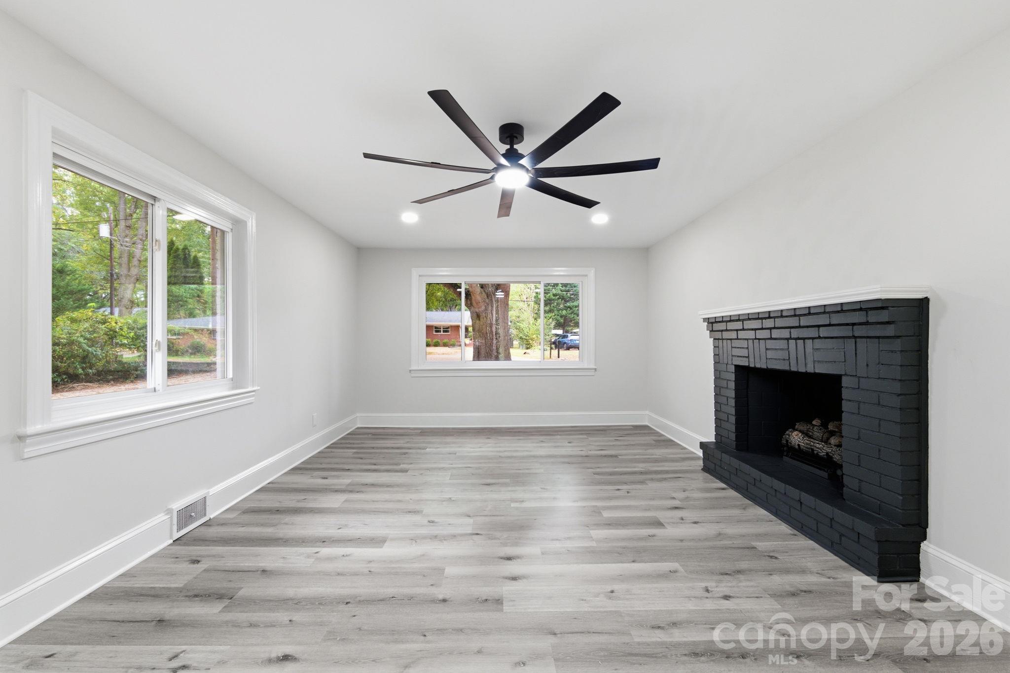 214 Dalewood Avenue Property Photo 12