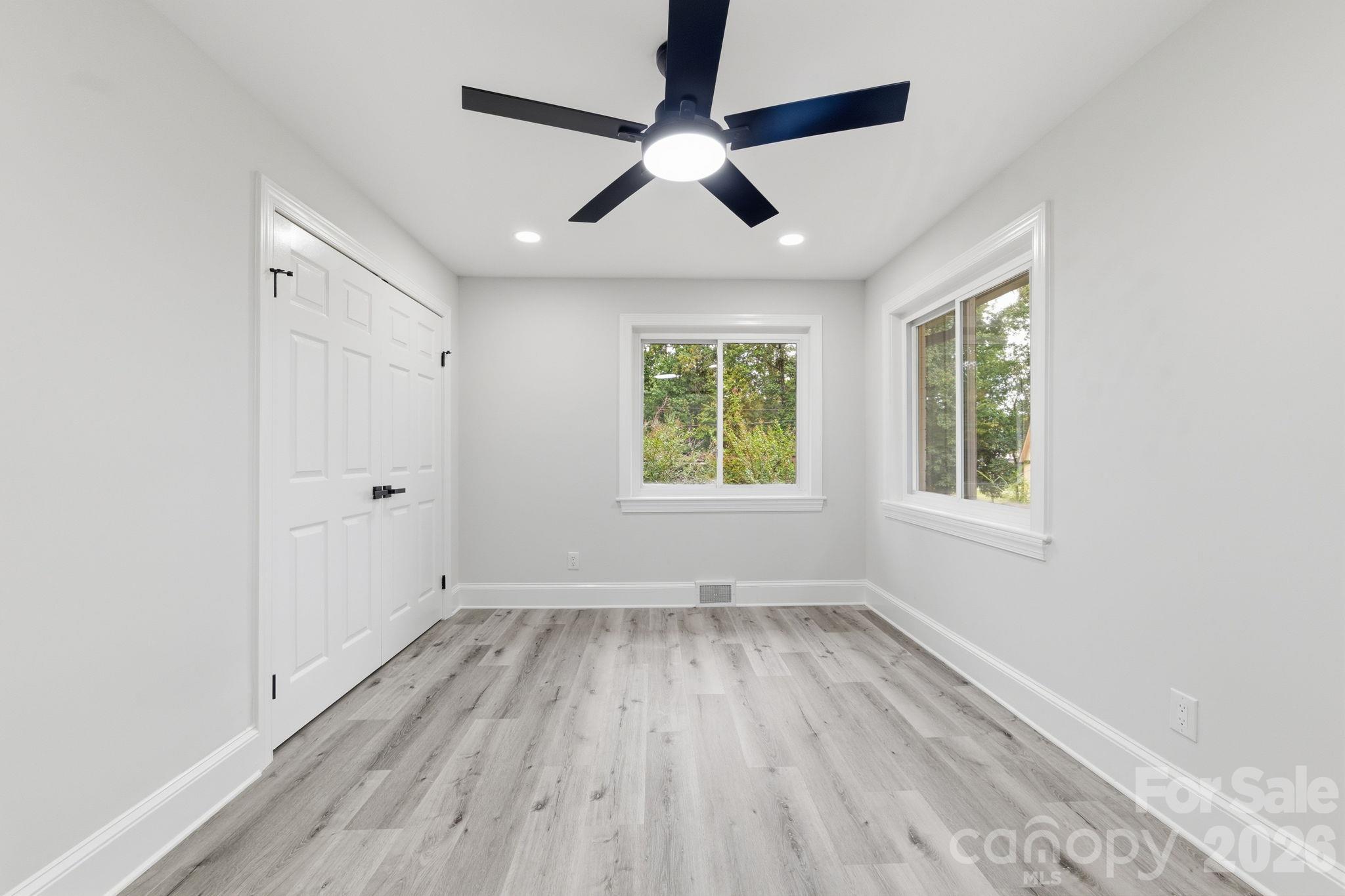 214 Dalewood Avenue Property Photo 19