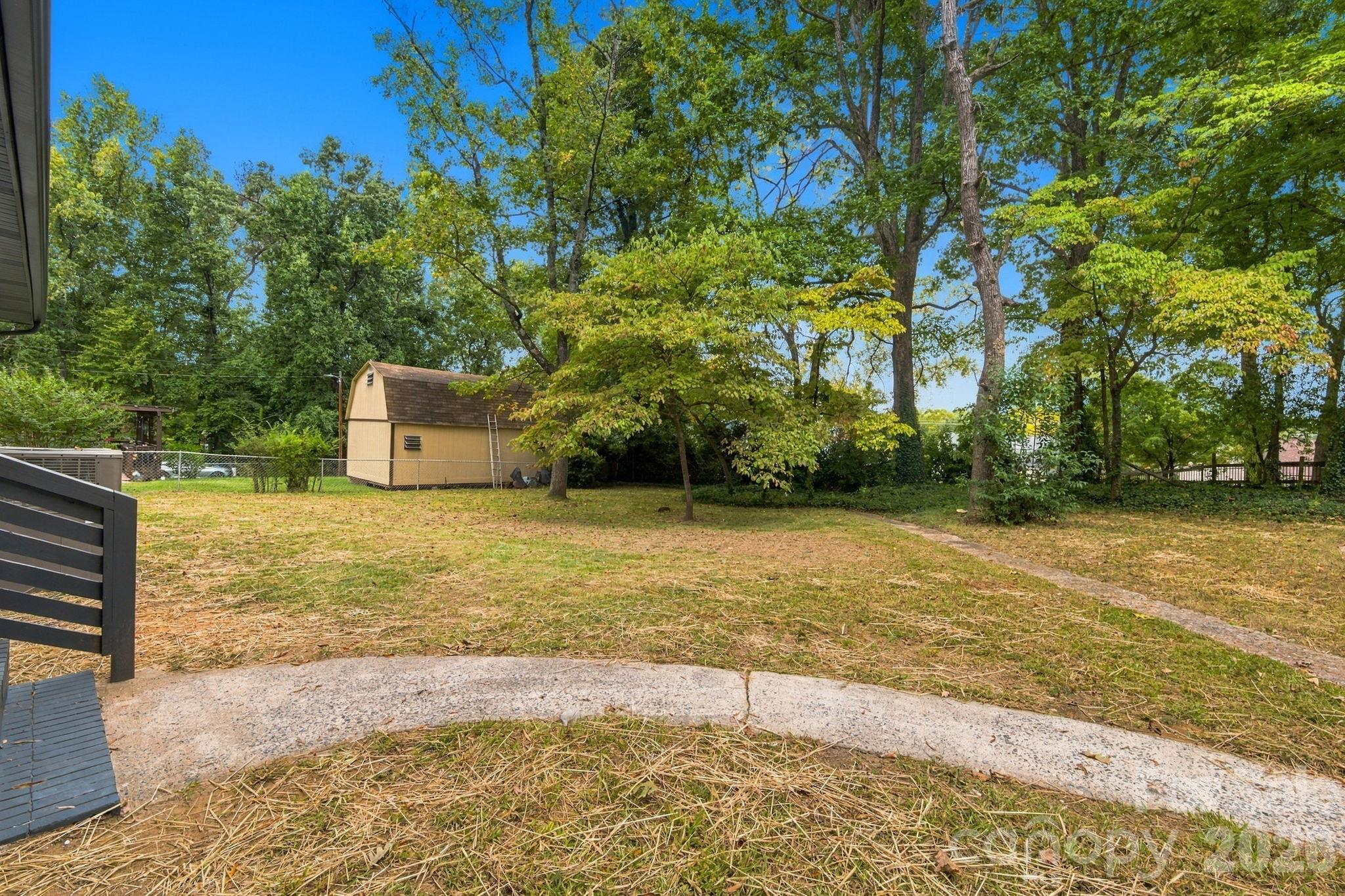 214 Dalewood Avenue Property Photo 27