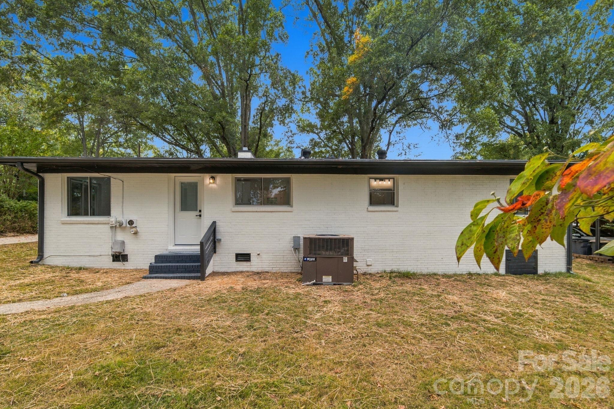 214 Dalewood Avenue Property Photo 30