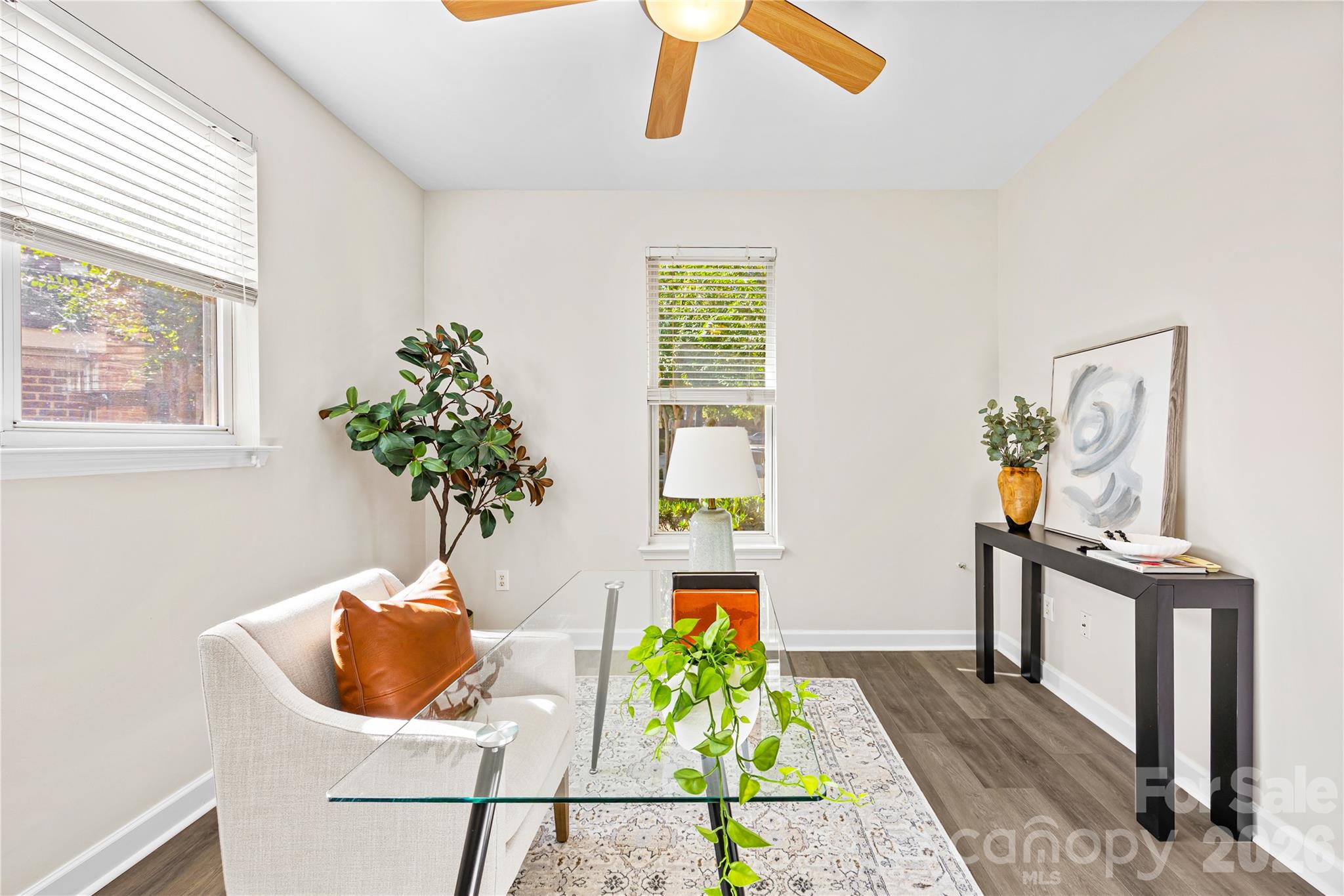915 Northeast Drive 22 Property Photo 16