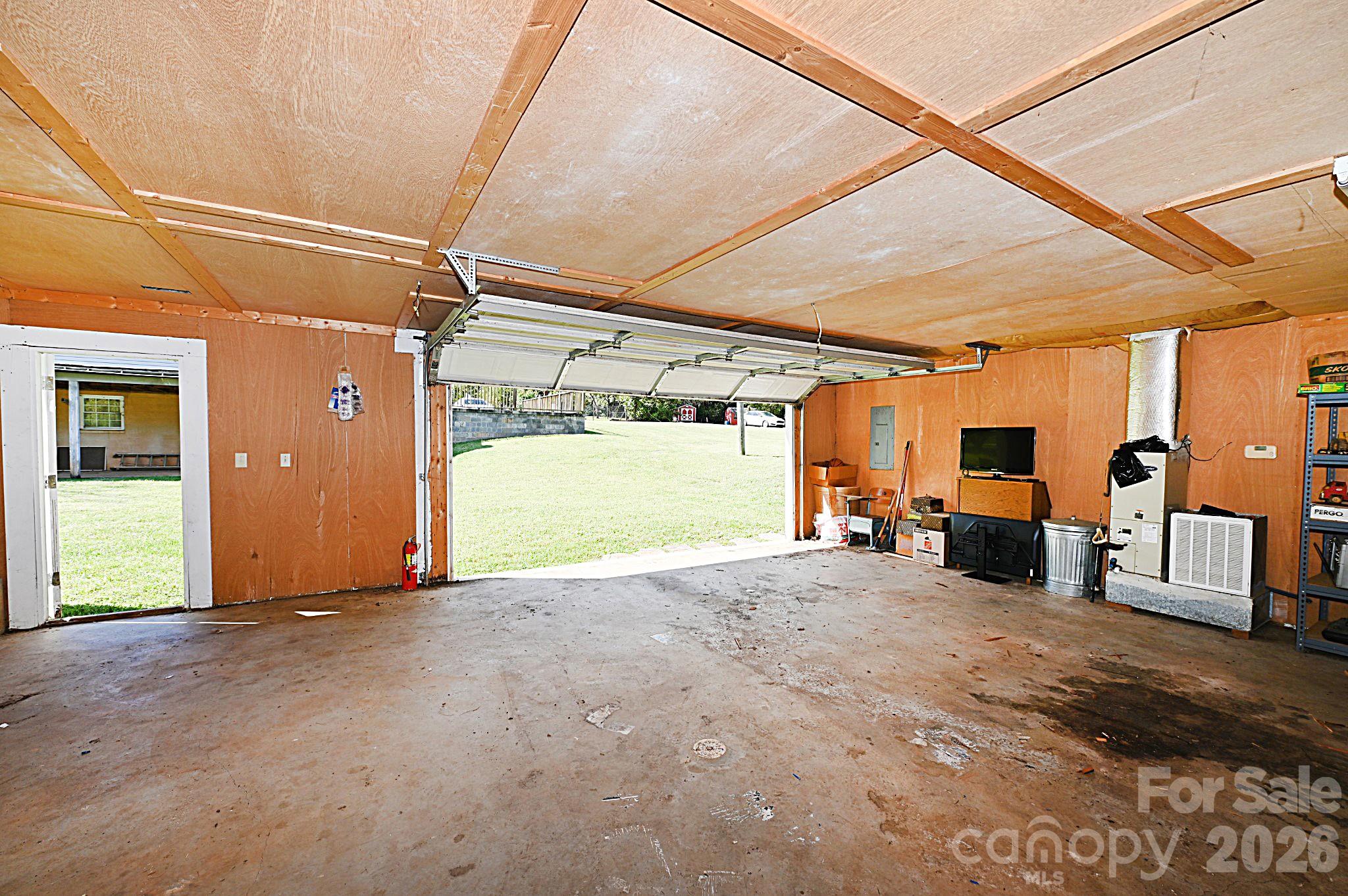 3383 Evans Drive Property Photo 7