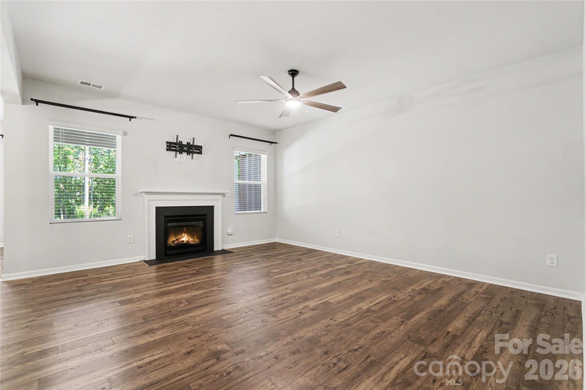 155 Ella Claire Drive Property Photo 8