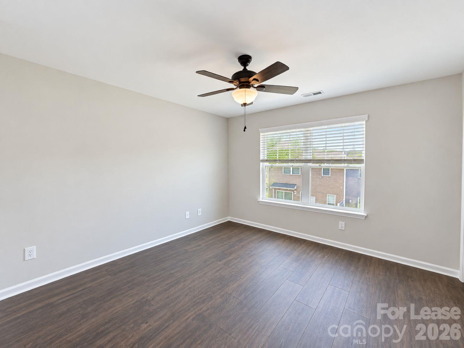 7431 Sienna Heights Place Property Photo 10