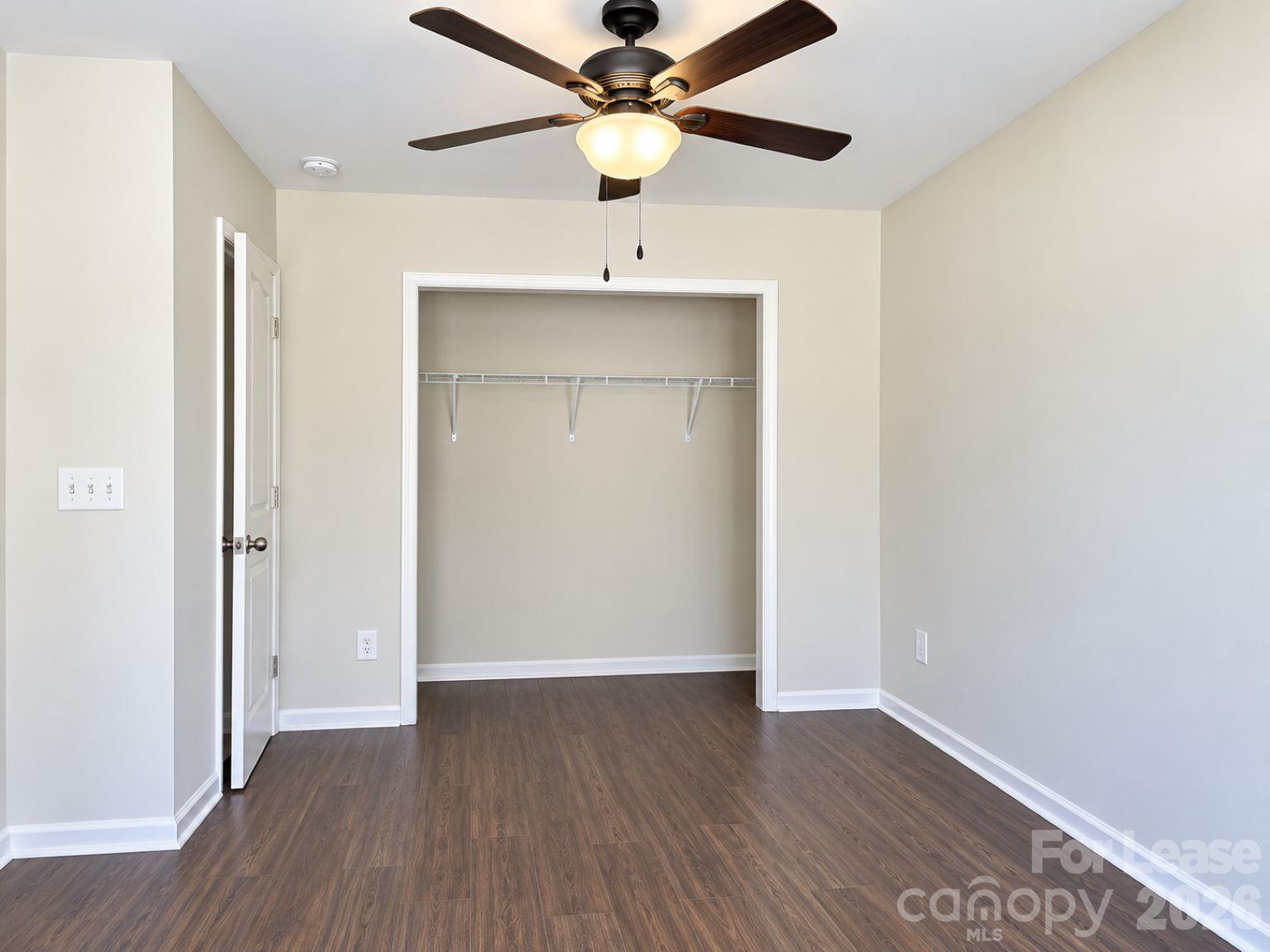 7431 Sienna Heights Place Property Photo 16