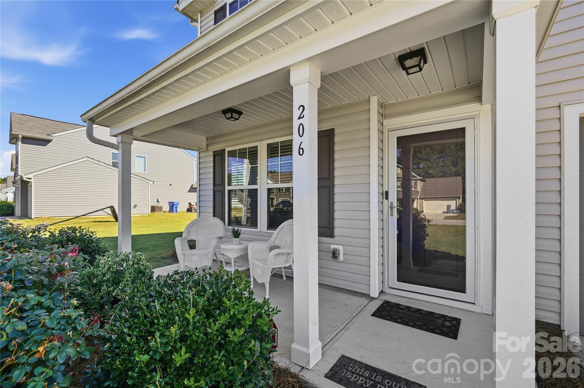 206 Amberly Circle Property Photo 5