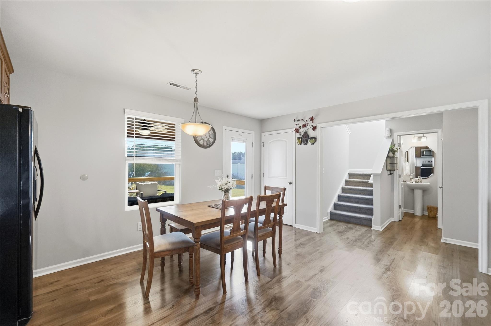 206 Amberly Circle Property Photo 14