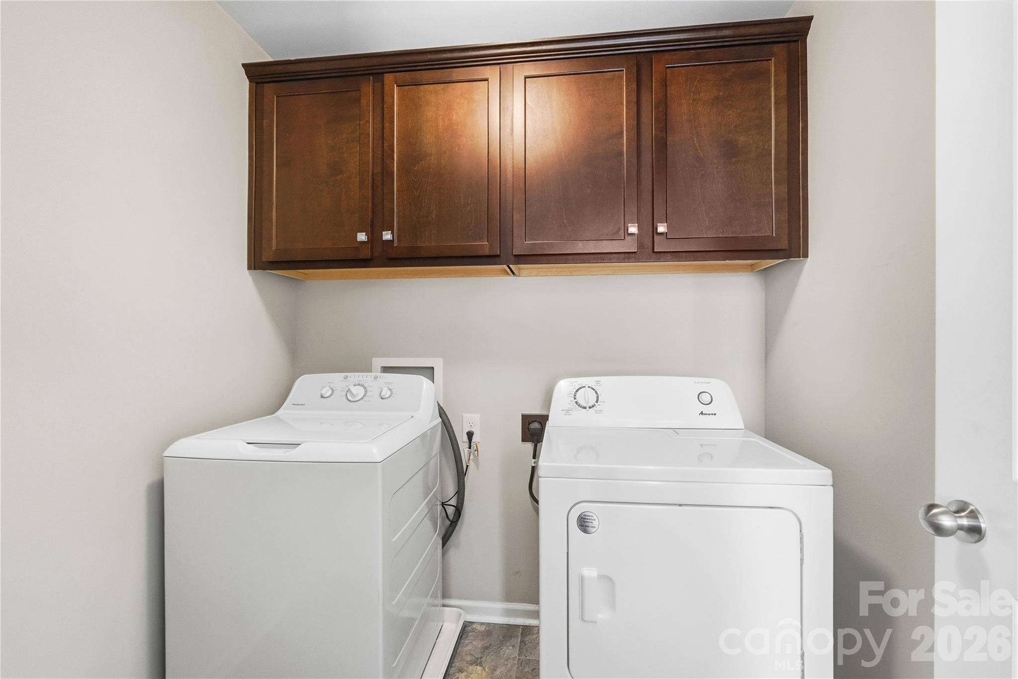 206 Amberly Circle Property Photo 30