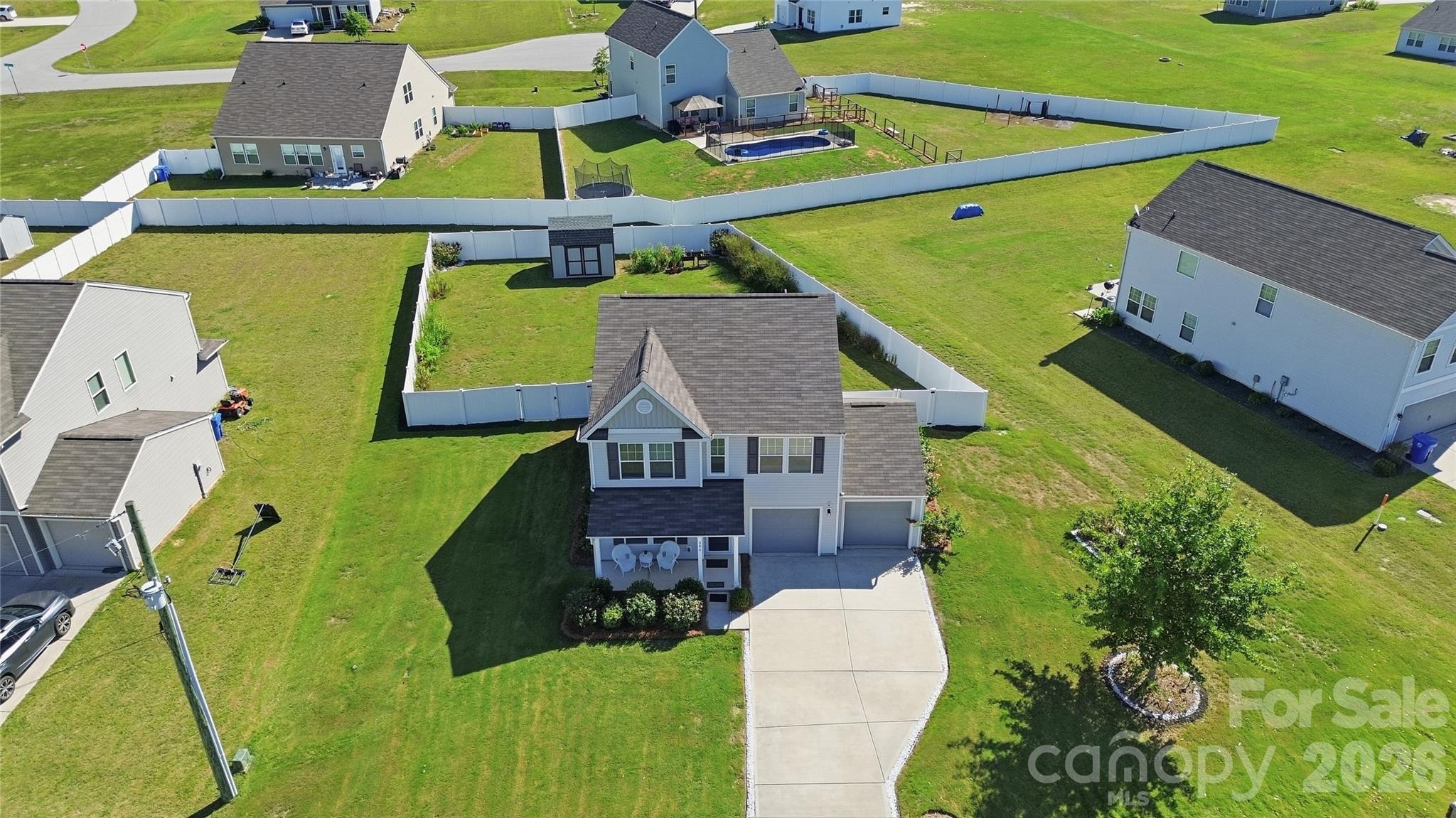 206 Amberly Circle Property Photo 39