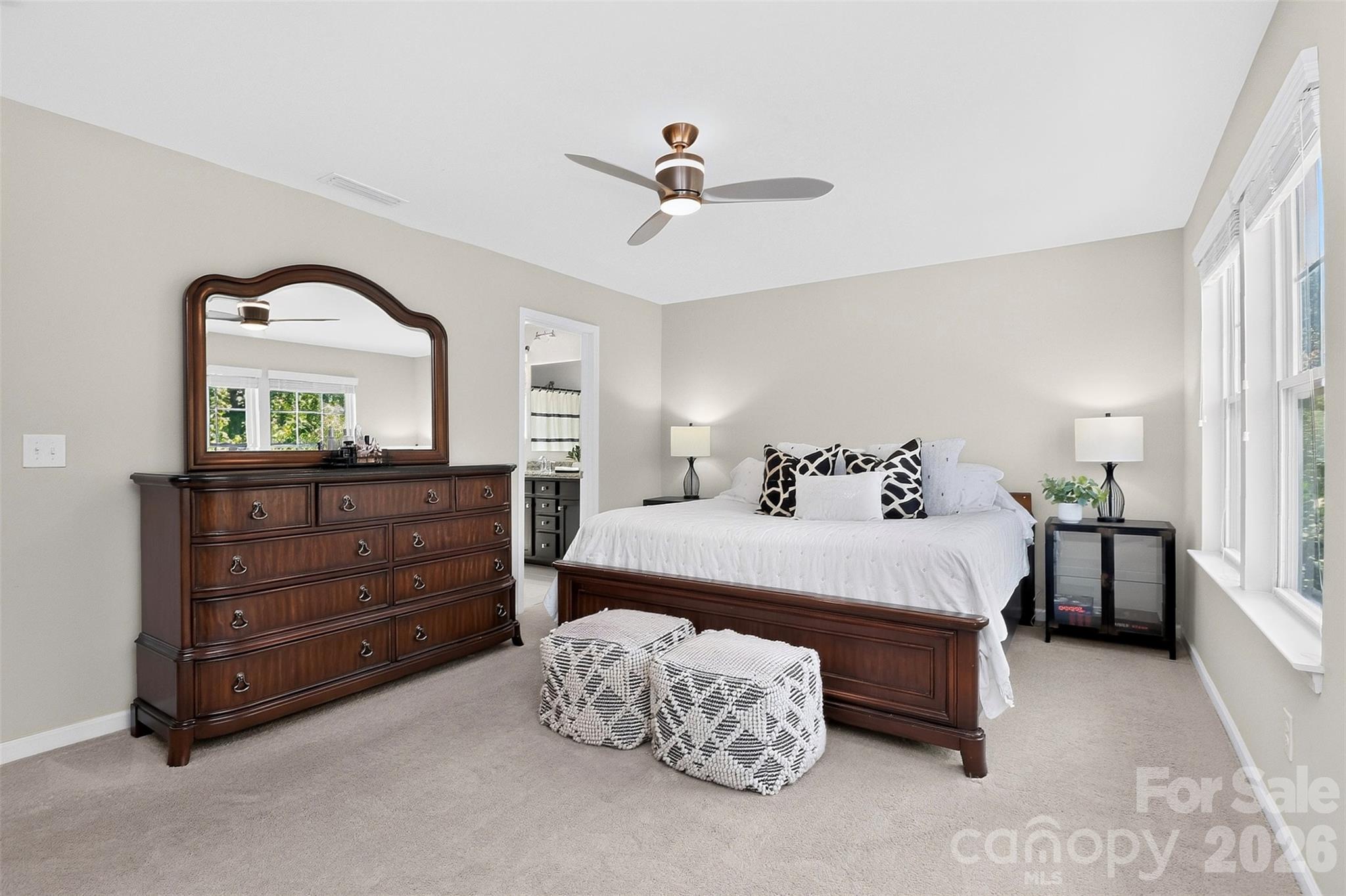 8122 Mossy Rock Road Property Photo 15