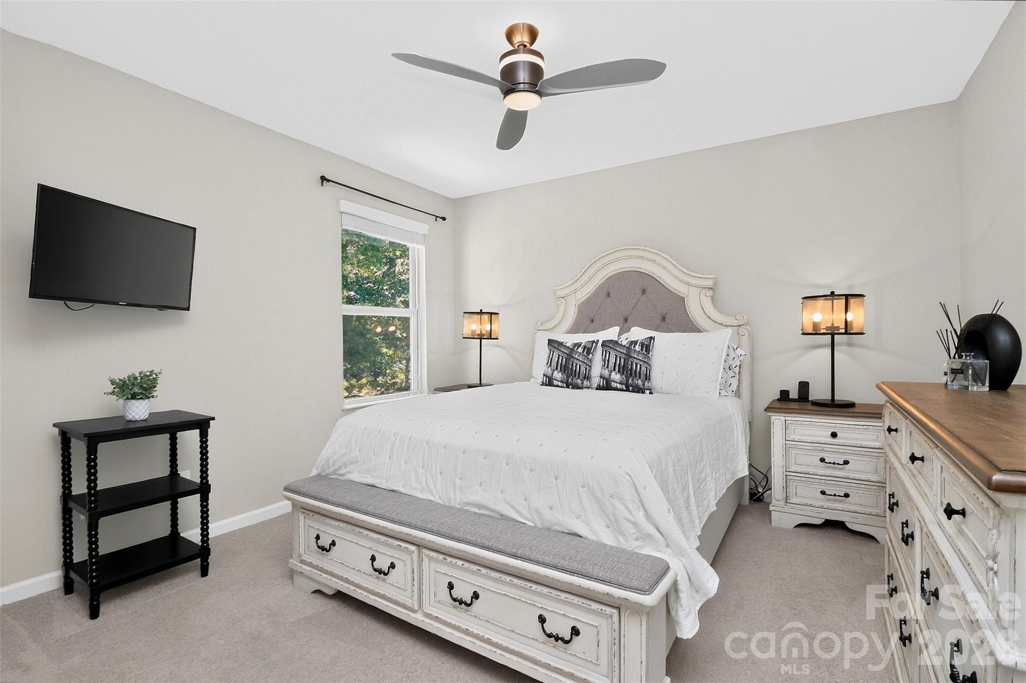 8122 Mossy Rock Road Property Photo 22
