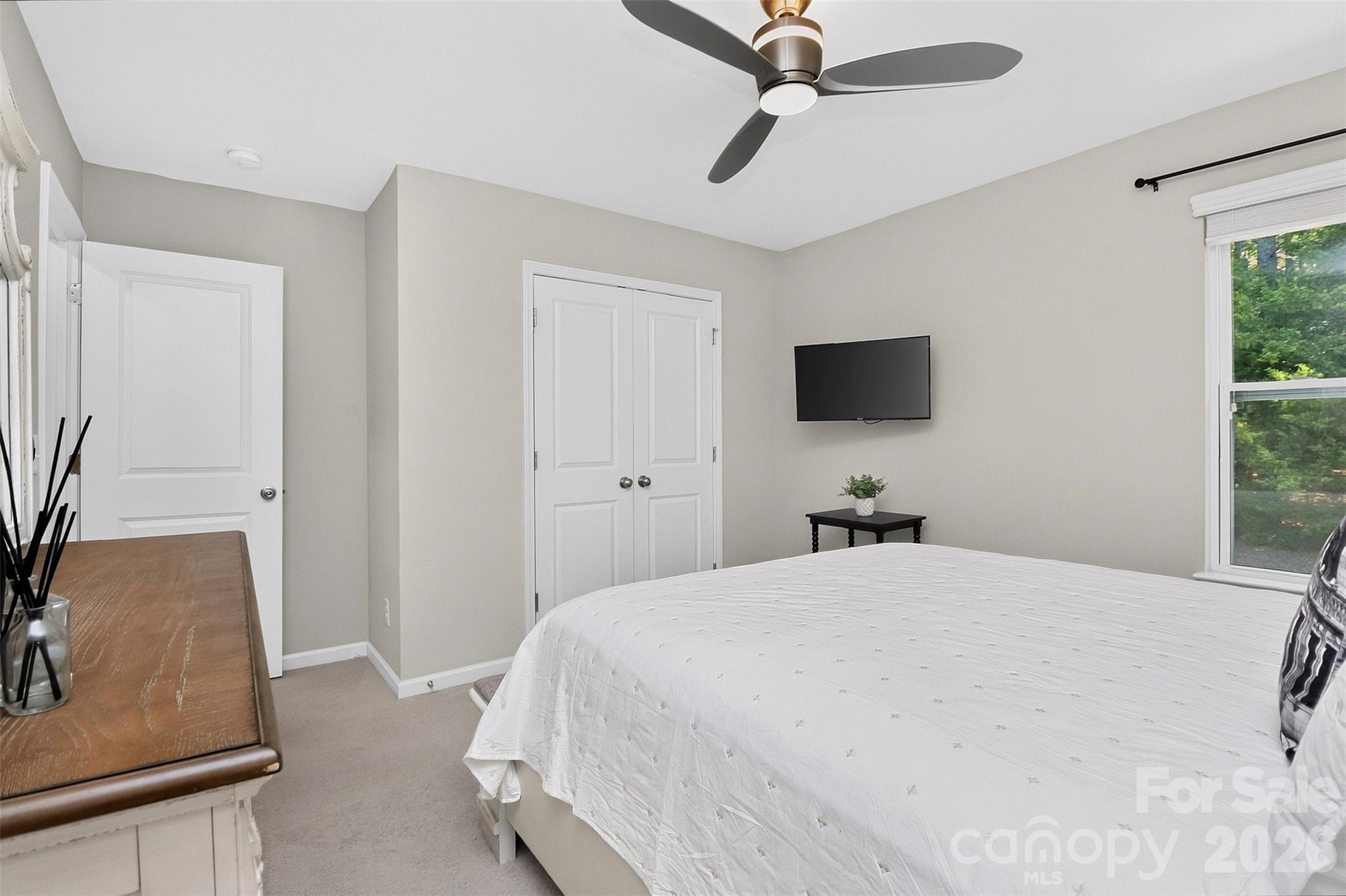 8122 Mossy Rock Road Property Photo 23