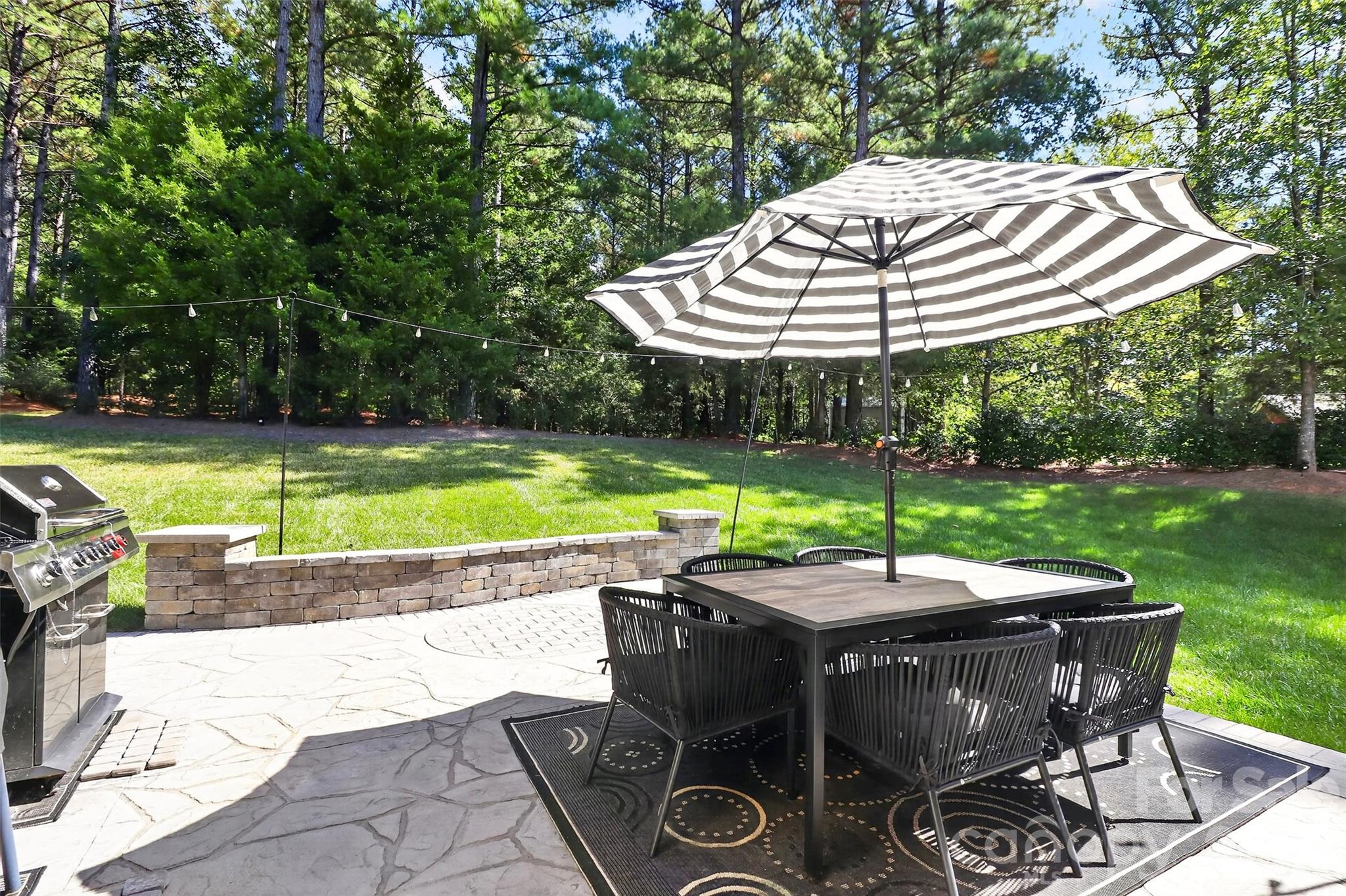 8122 Mossy Rock Road Property Photo 30
